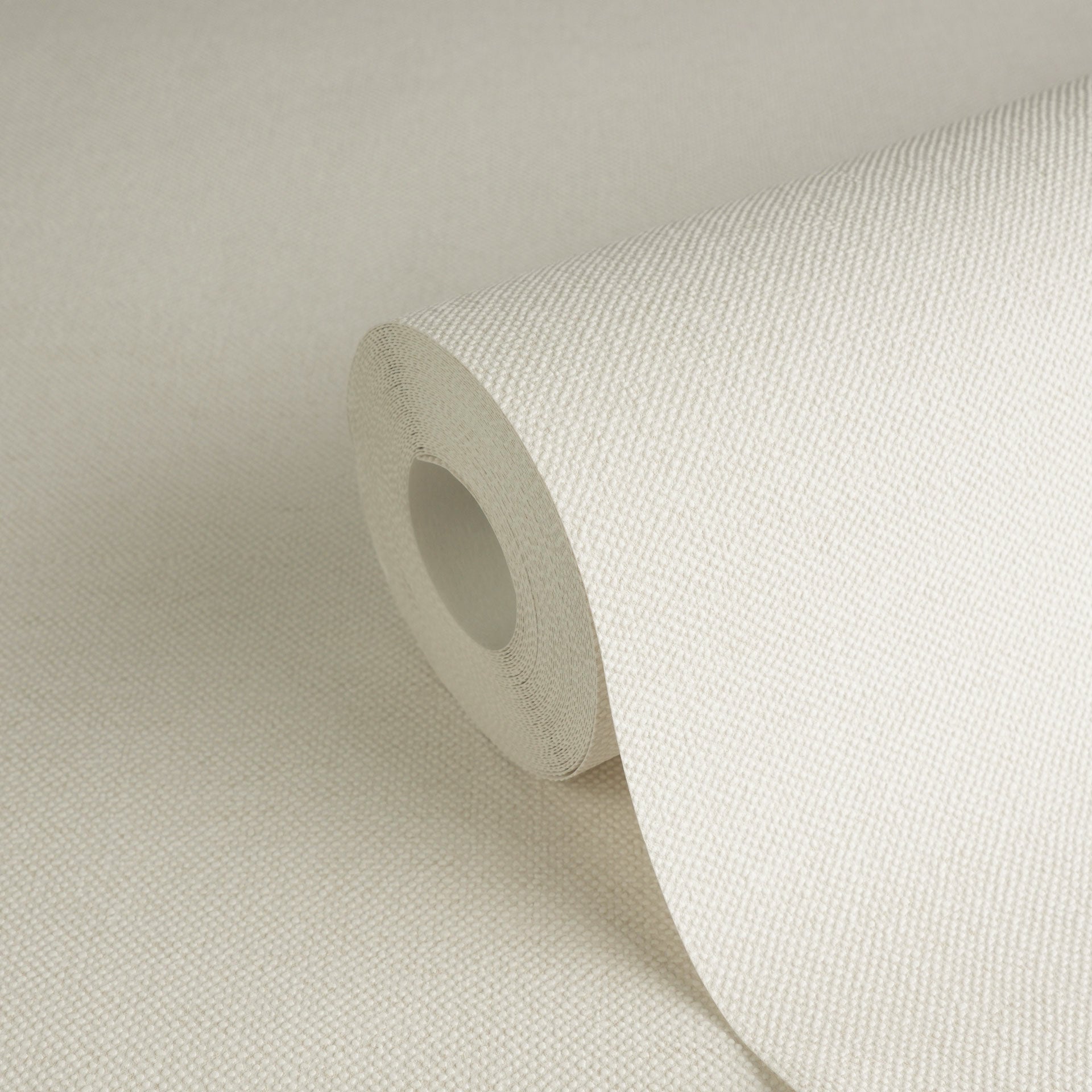 High-quality wallpaper from the Hygge III collection in cream 