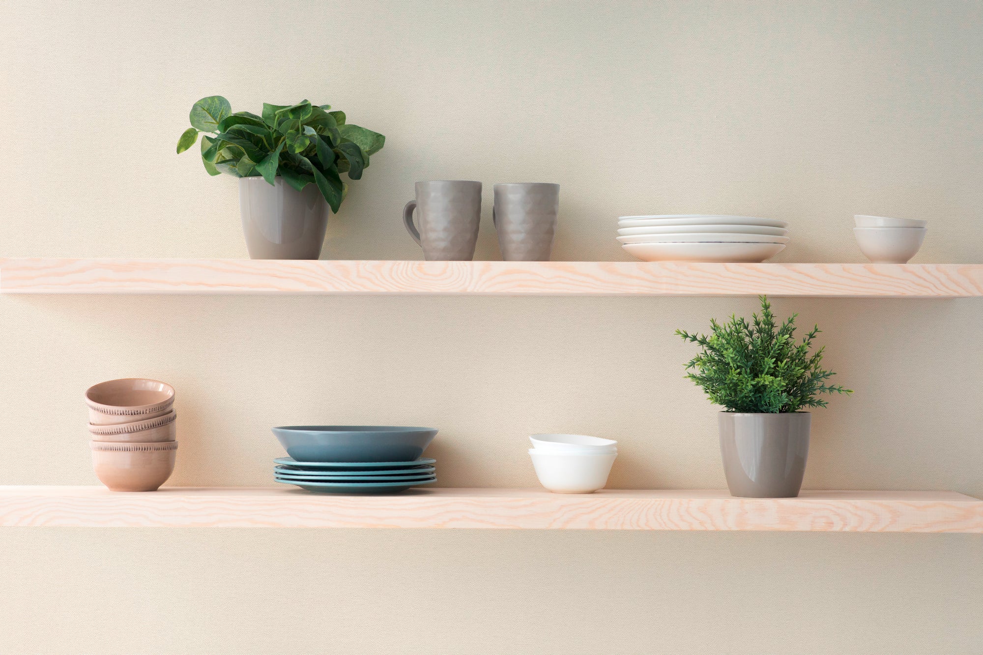 High-quality wallpaper from the Hygge III collection in cream 