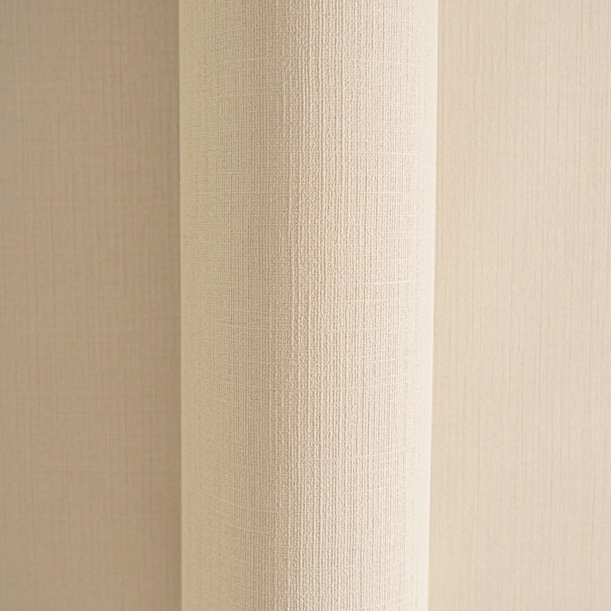 High-quality wallpaper from the Pintwalls III collection in beige 