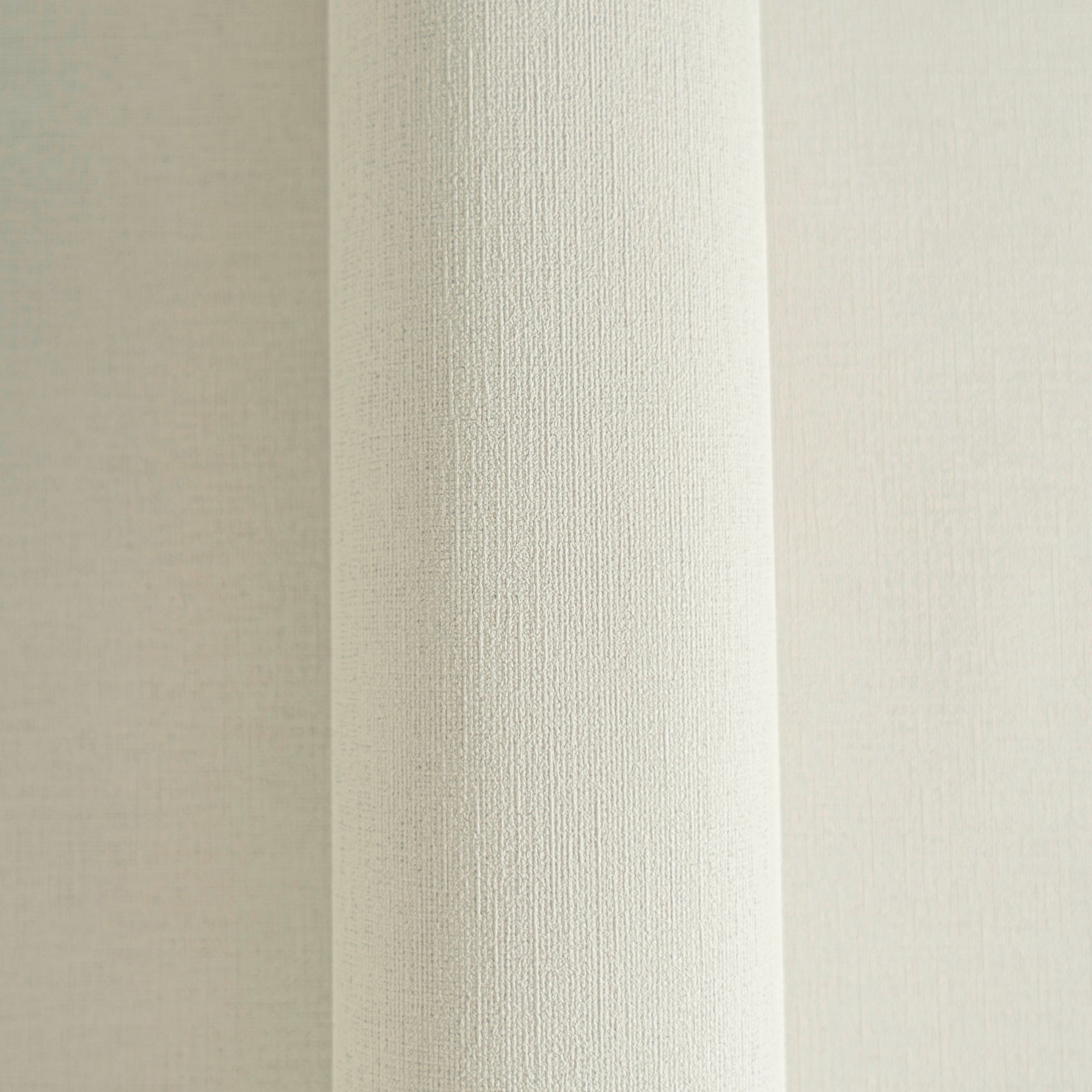 High-quality wallpaper from the Pintwalls III collection in grey 