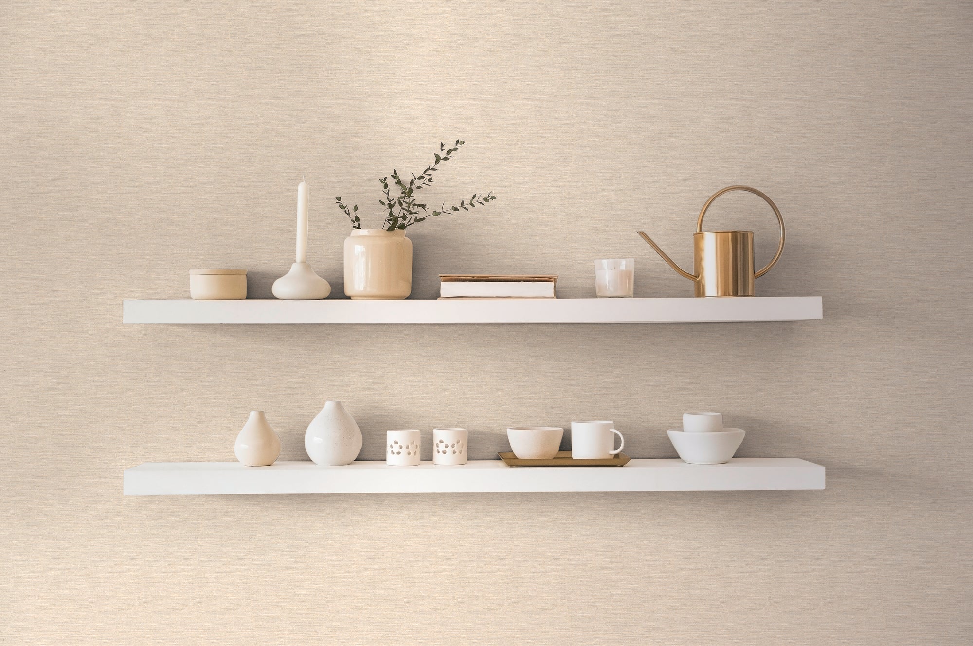 High-quality wallpaper from the Pintwalls III collection in beige 