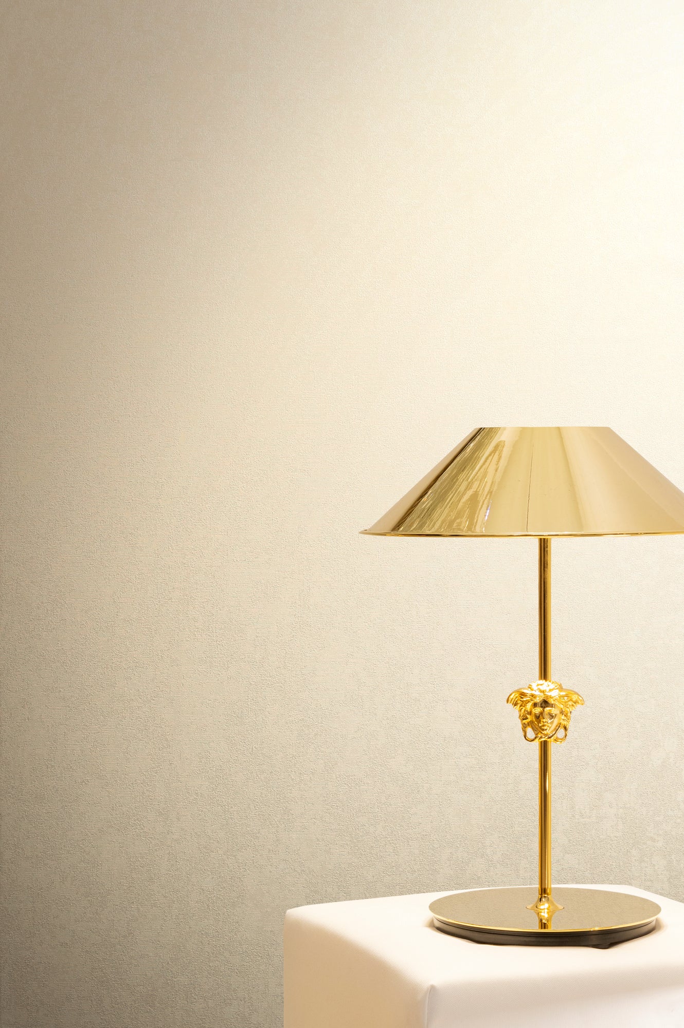 Versace 6 non-woven wallpaper