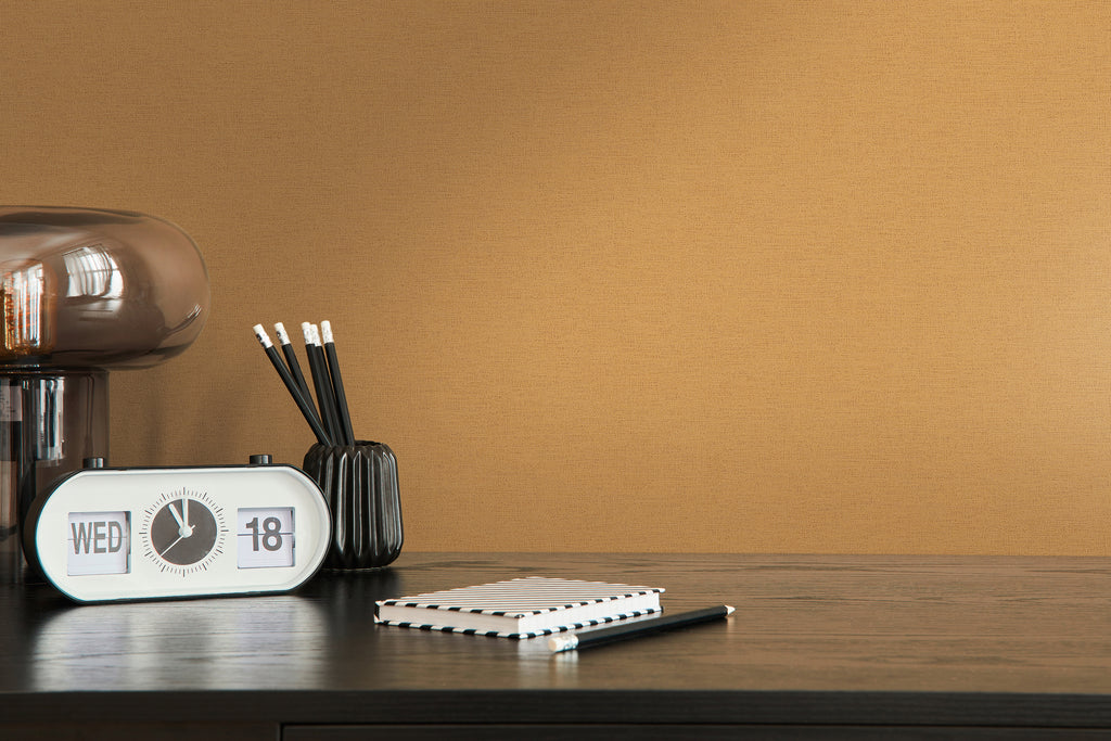 High-quality wallpaper from the Pintwalls III collection in yellow 