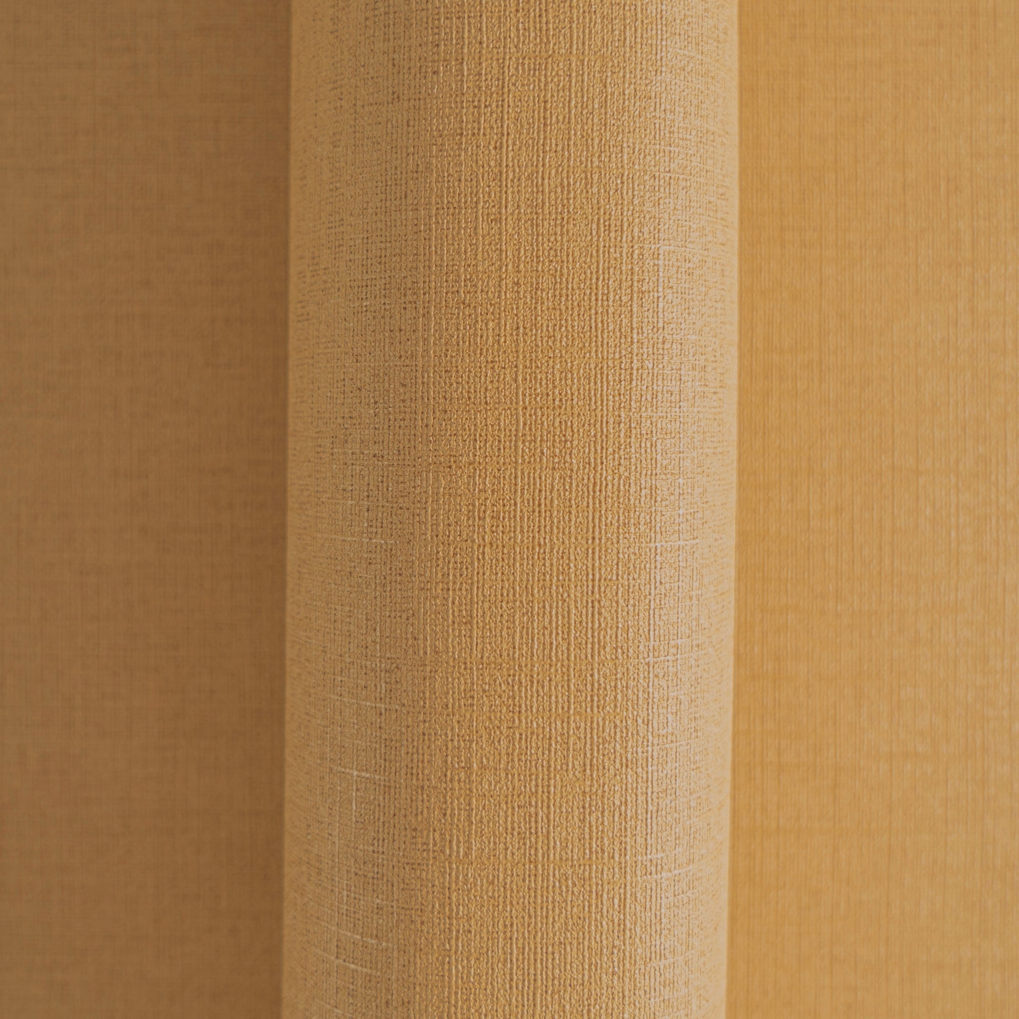 High-quality wallpaper from the Pintwalls III collection in yellow 