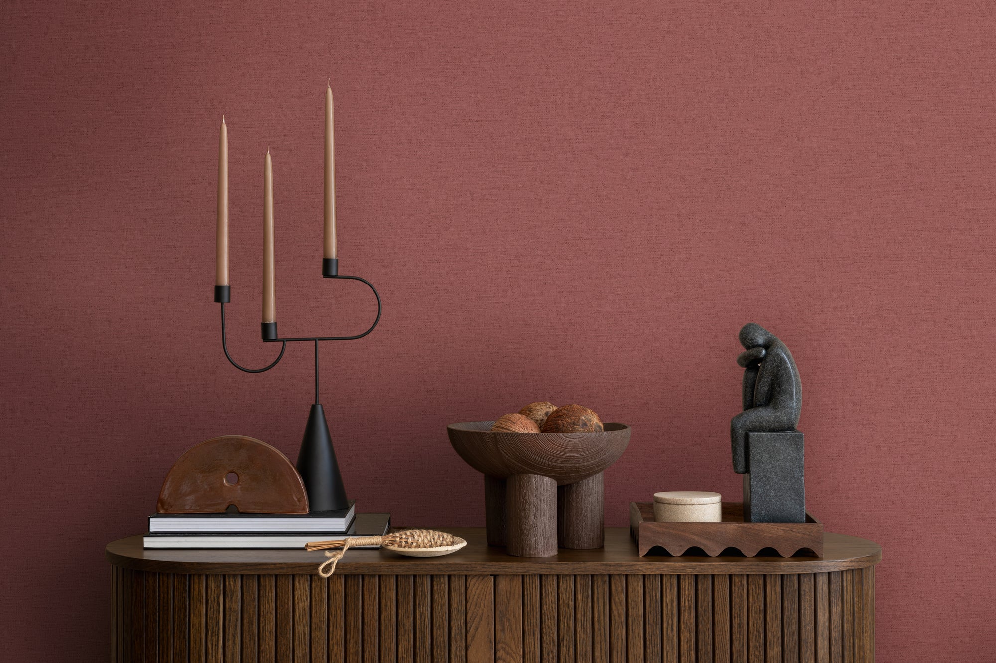 High-quality wallpaper from the Pintwalls III collection in purple 