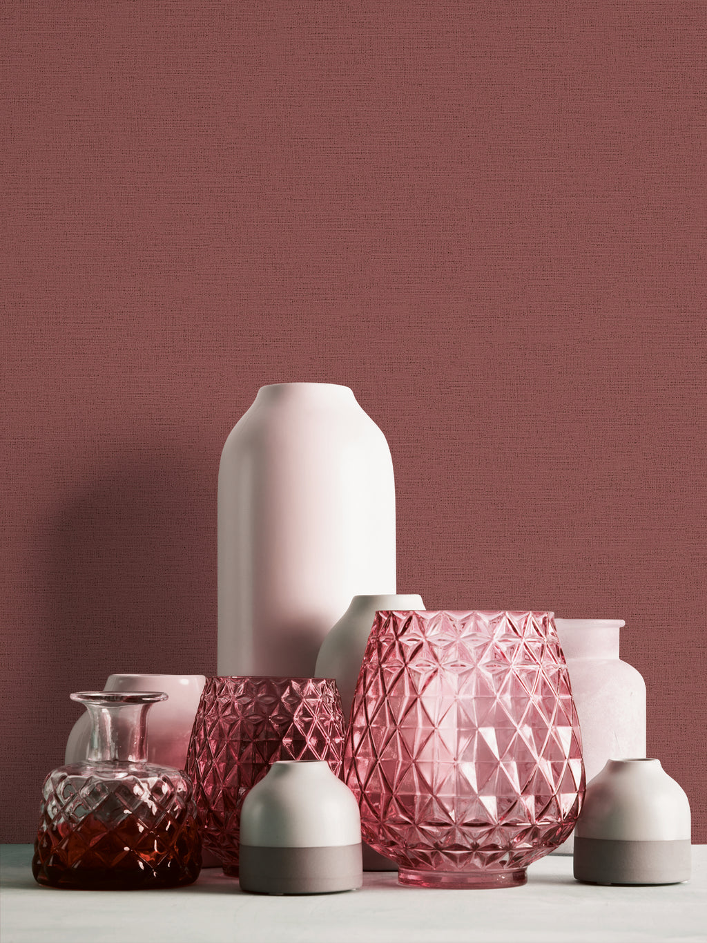 High-quality wallpaper from the Pintwalls III collection in purple 