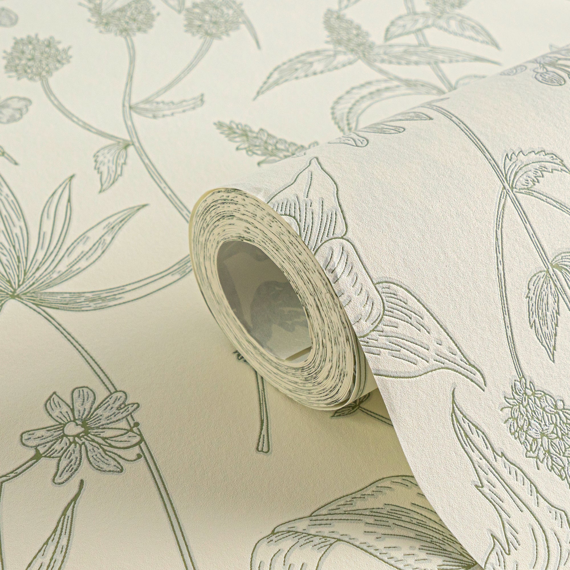 High-quality wallpaper from the Casual Living collection in green 