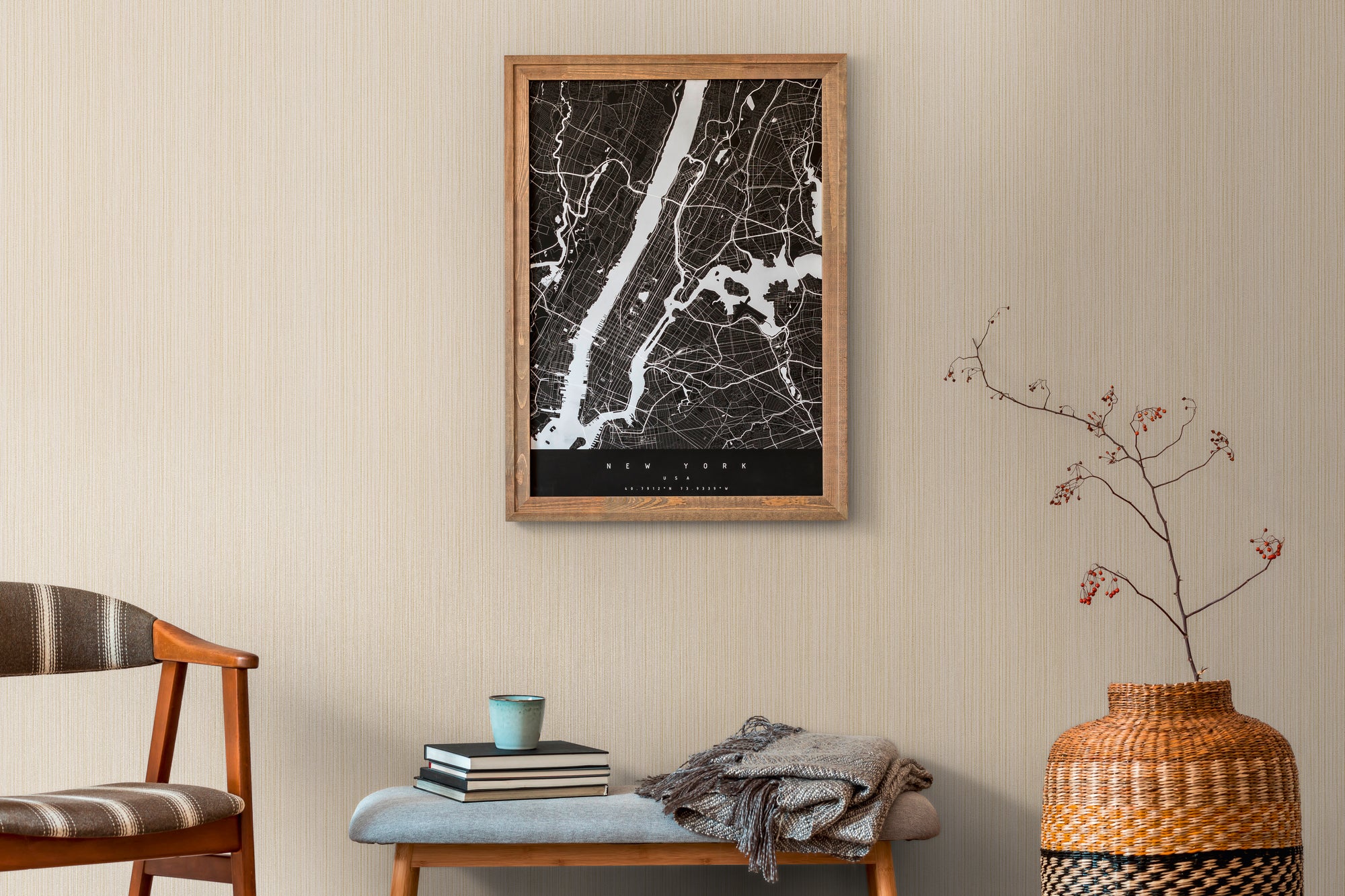 High-quality wallpaper from THE BoS collection in beige 