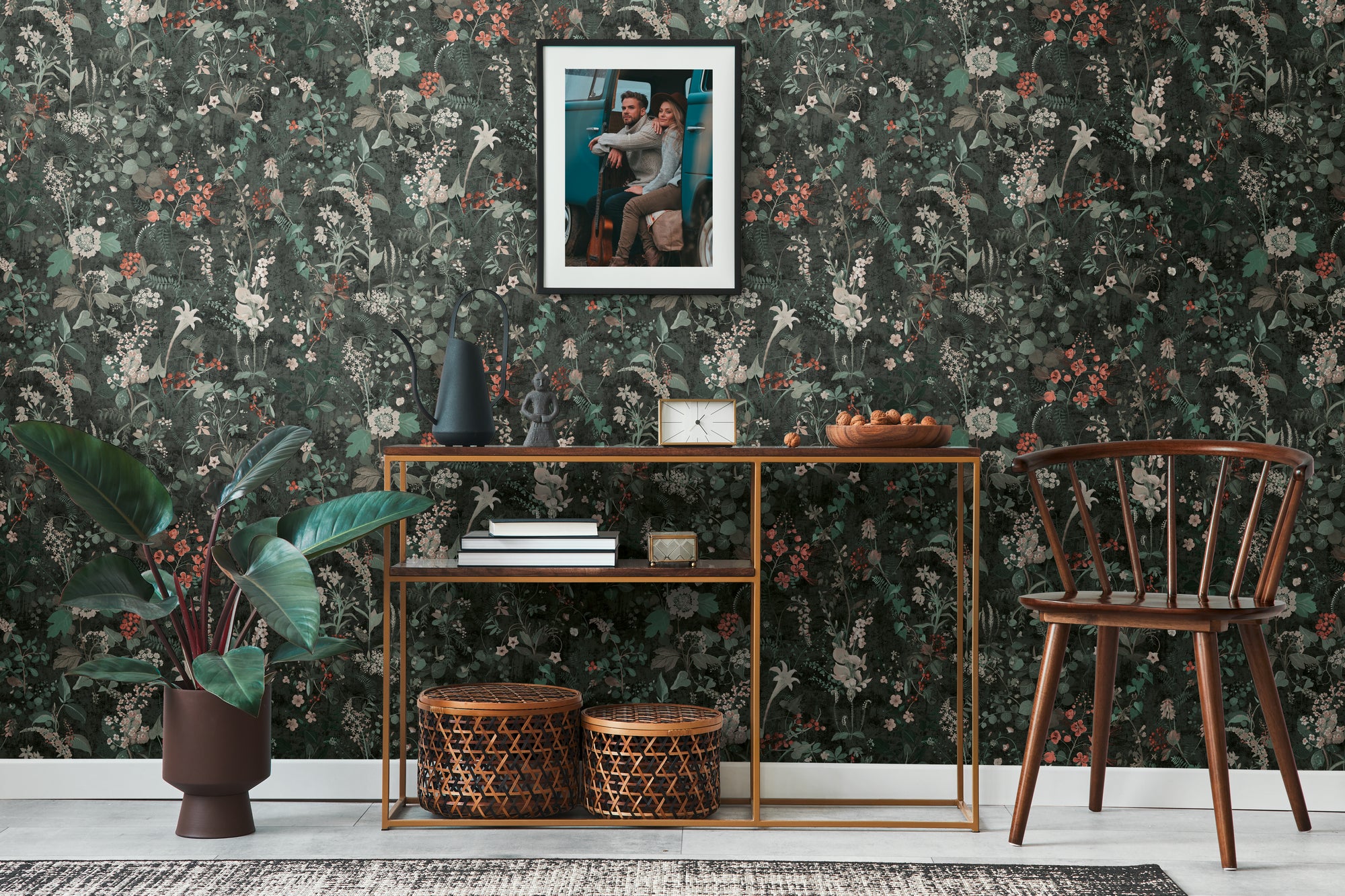 High-Quality Non-Woven Wallpaper Black Jungle