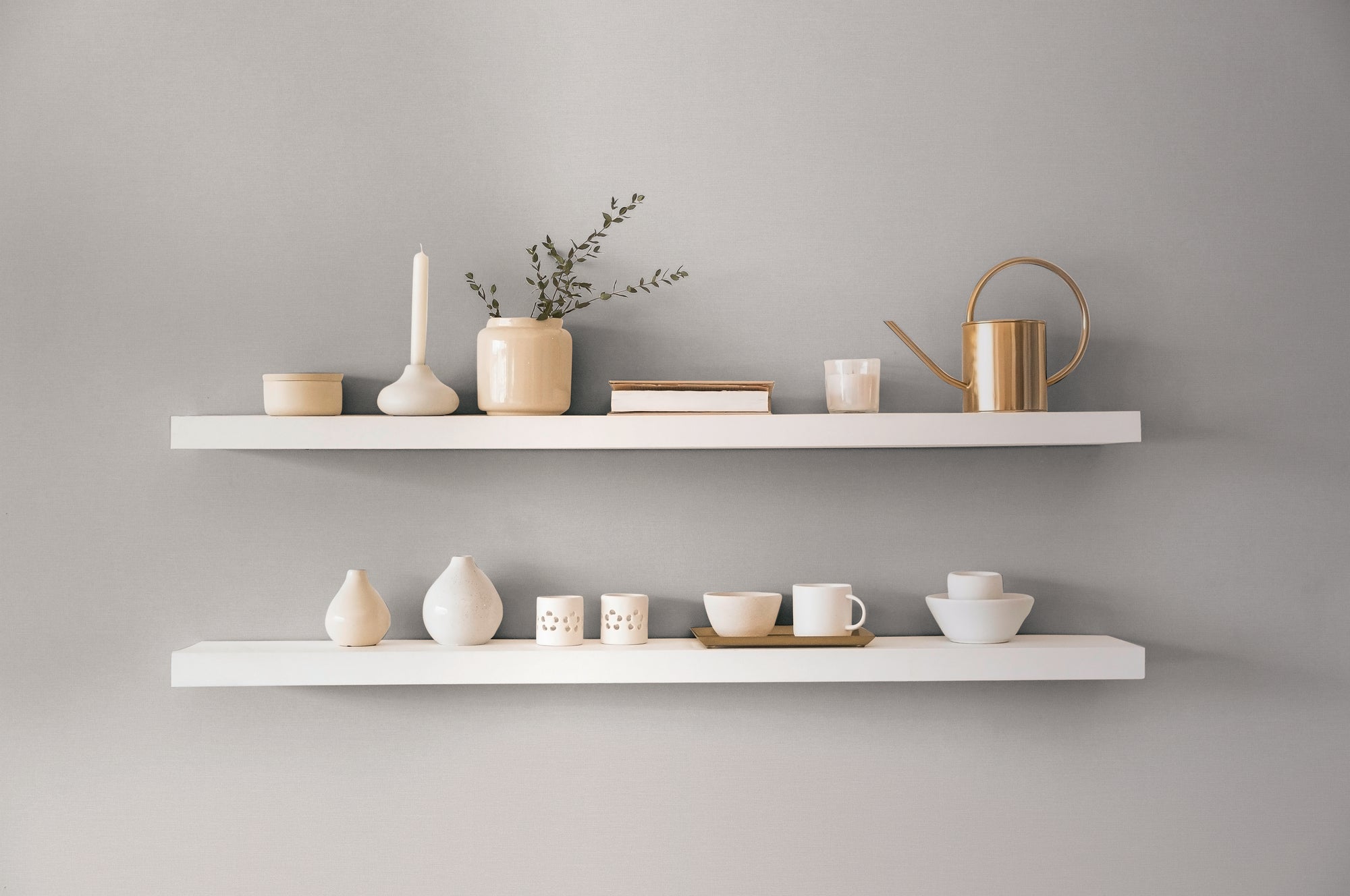 High-quality wallpaper from the PintWalls II collection in grey 