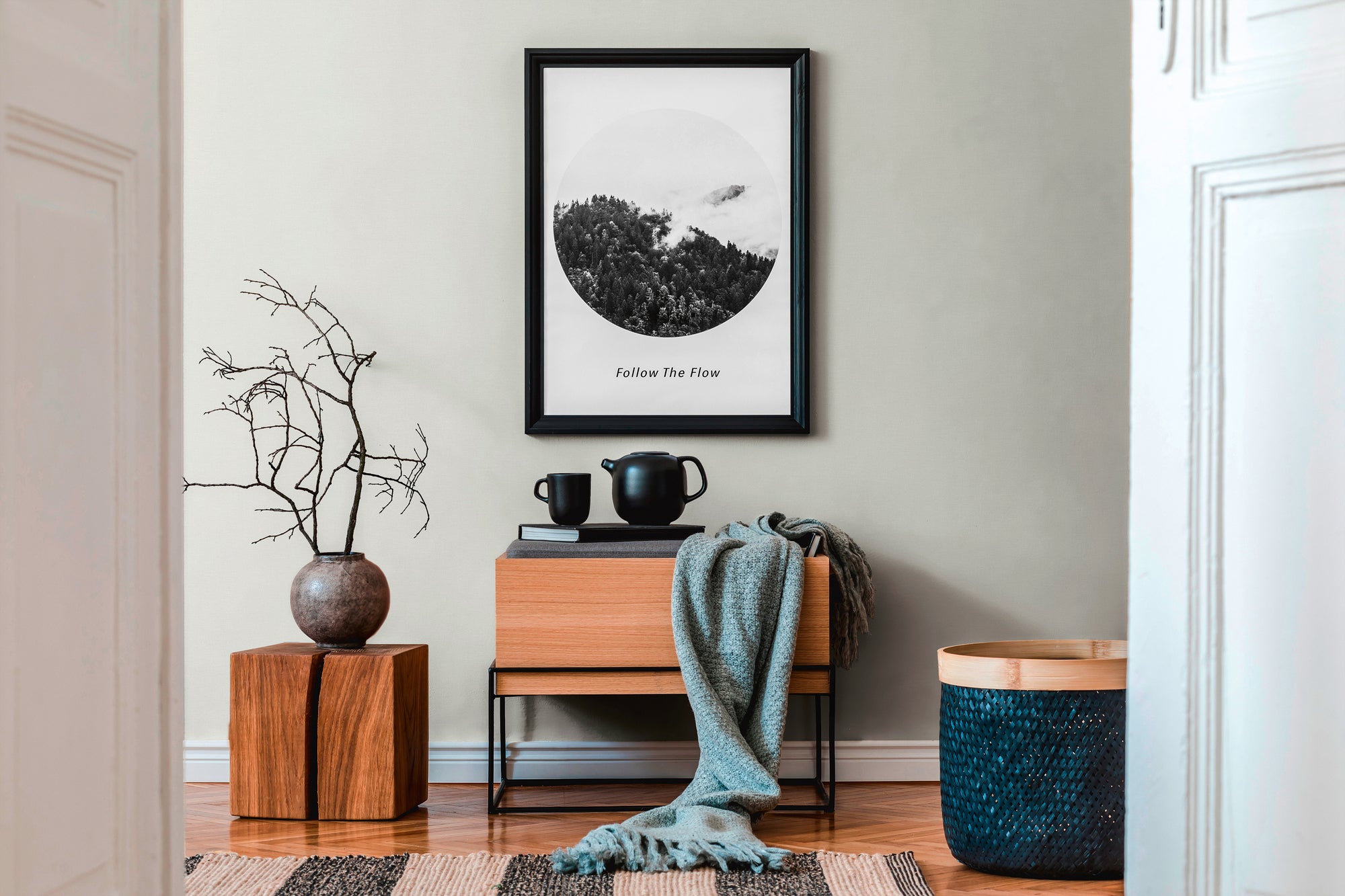 High-quality wallpaper from the Pintwalls III collection in grey 