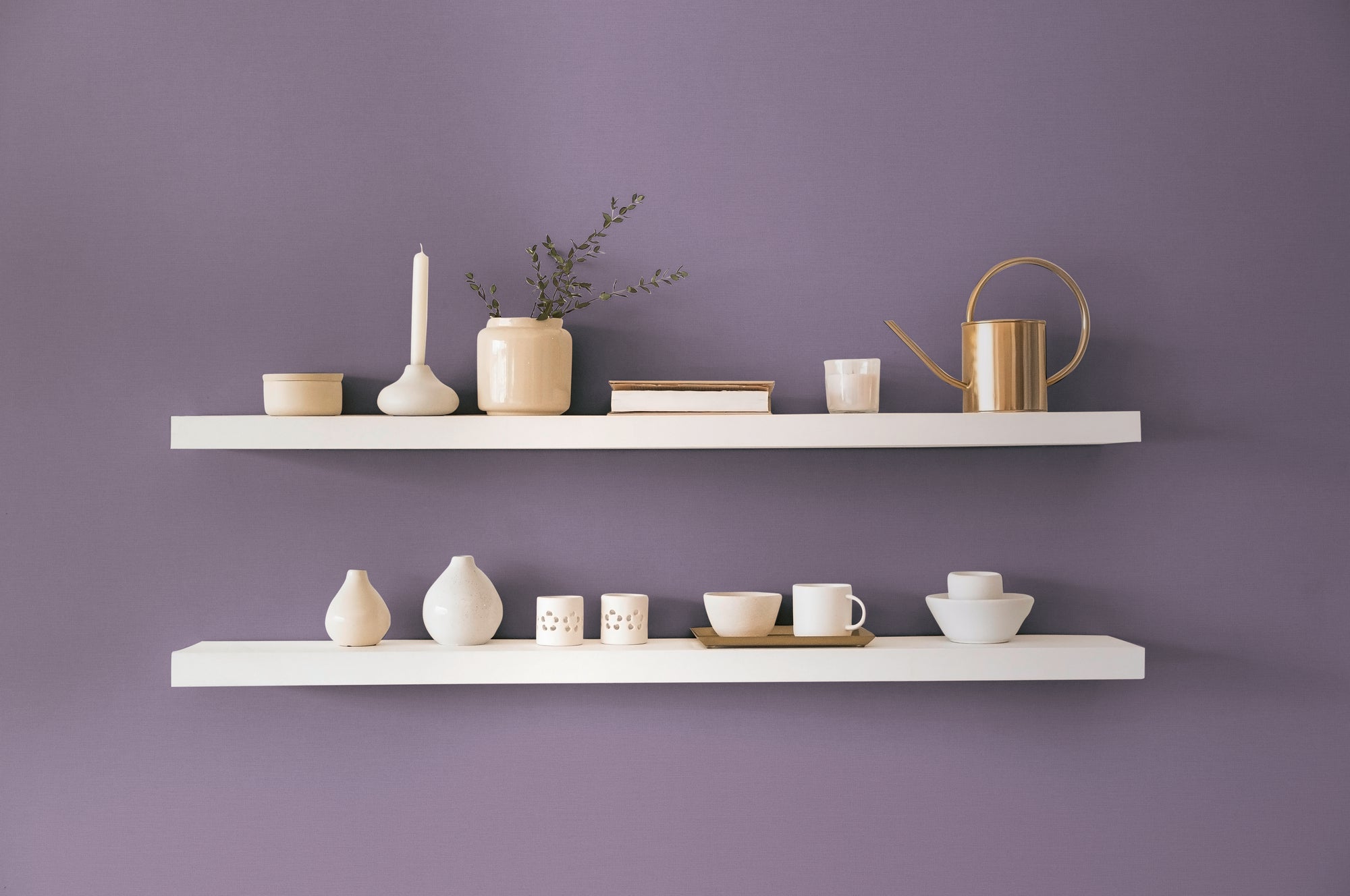 High-quality wallpaper from the PintWalls II collection in violet 