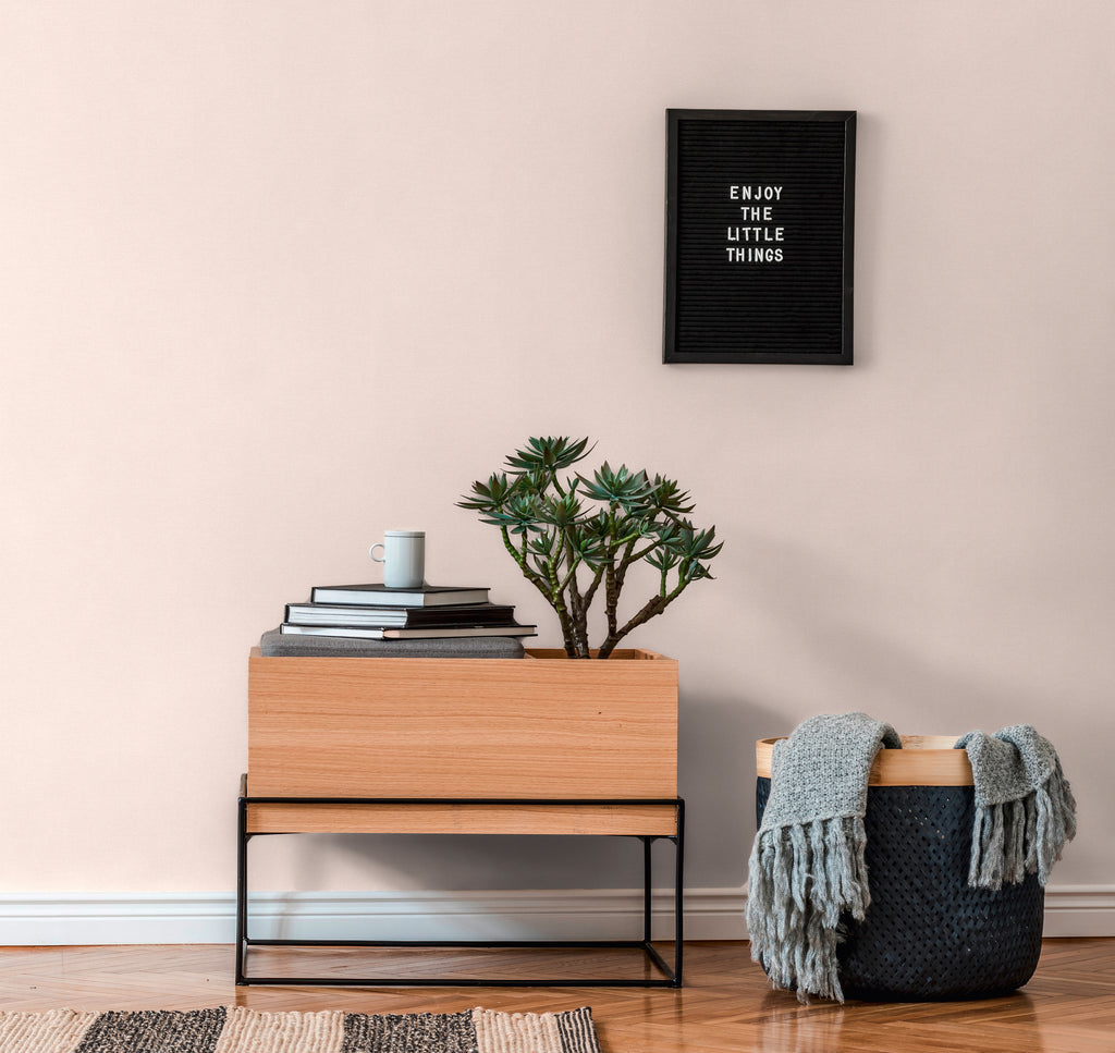 High-quality wallpaper from the Pintwalls III collection in beige 