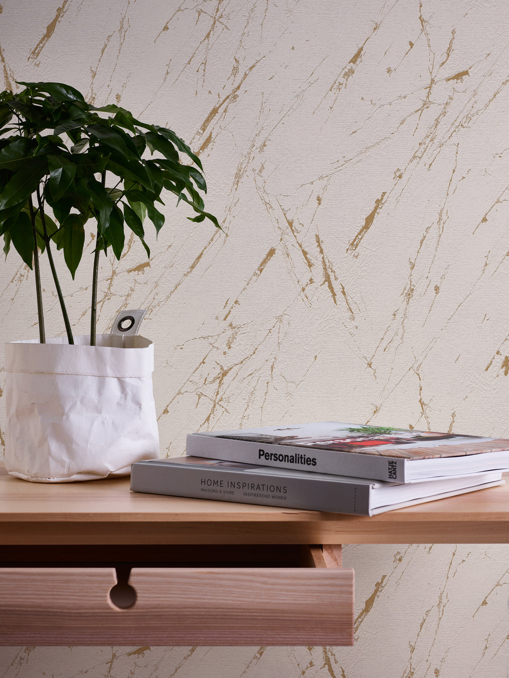 High-Quality Non-Woven Wallpaper Beige Marble
