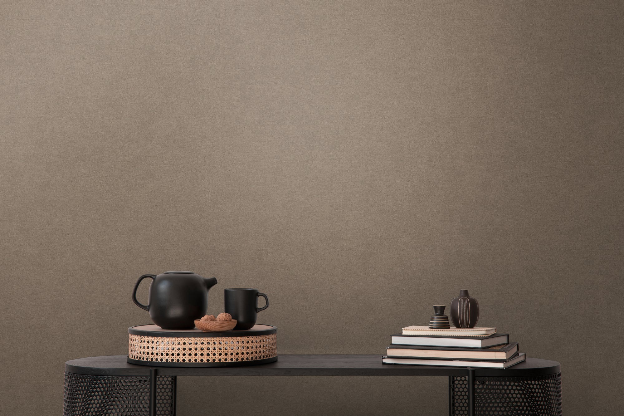 High-quality wallpaper from the French Affair collection in brown 