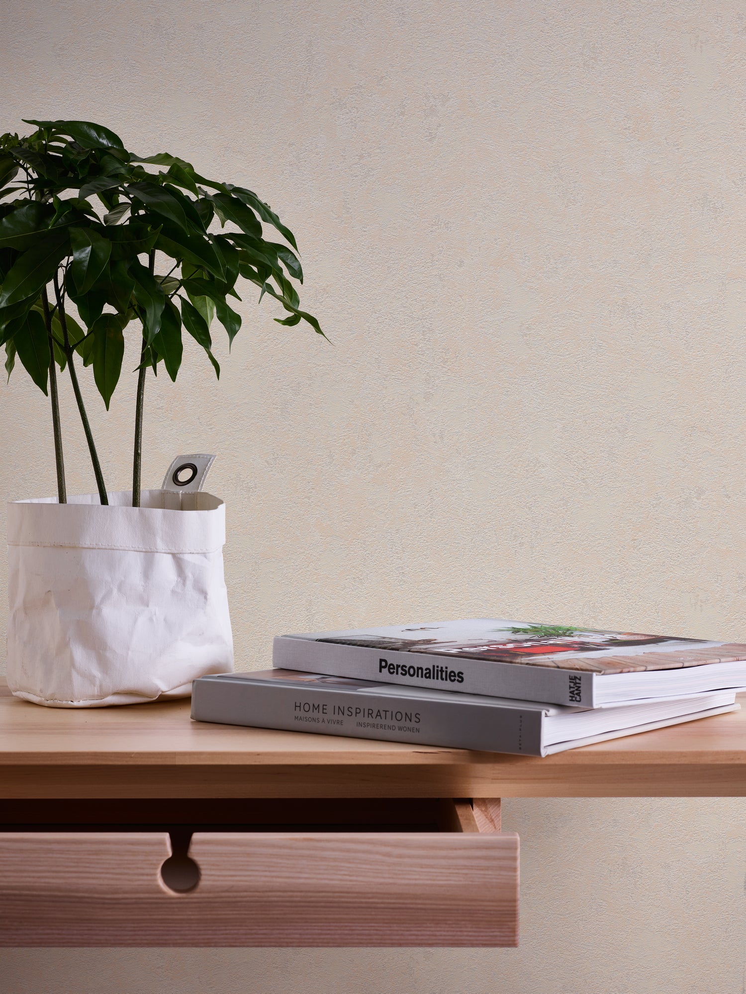 High-Quality Non-Woven Wallpaper Beige Texture