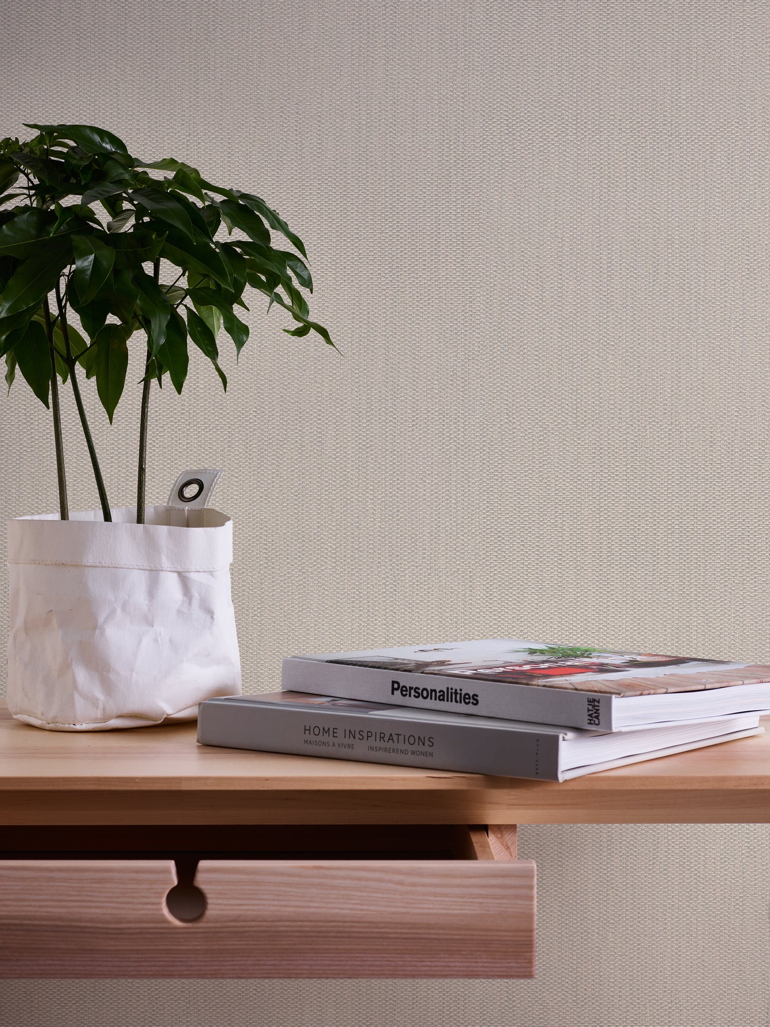 High-Quality Non-Woven Wallpaper Cream Texture
