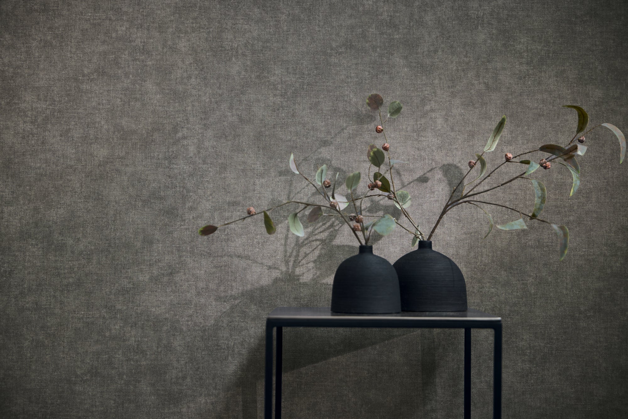 Hochwertige  Tapete aus der Kollektion Metropolitan Stories Hot Spots in Grau