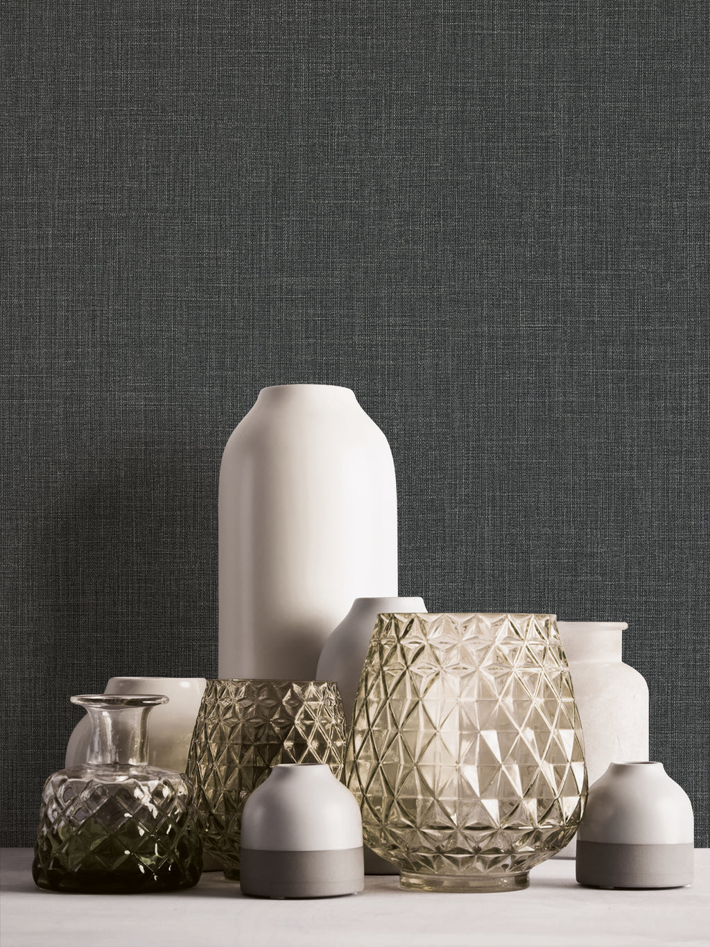 High-quality Non-woven Wallpaper Black Plain Wallpaper