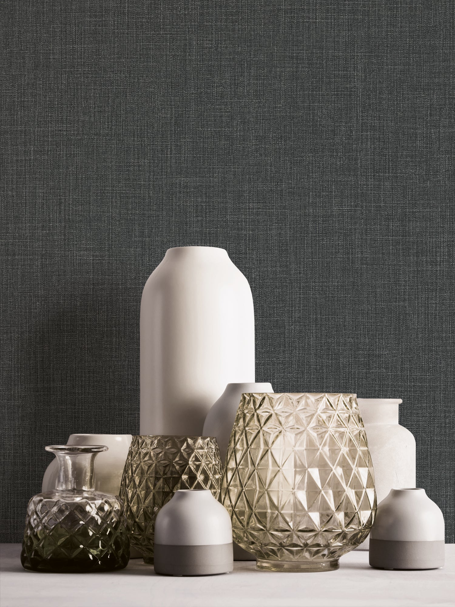 High-quality Non-woven Wallpaper Black Plain Wallpaper