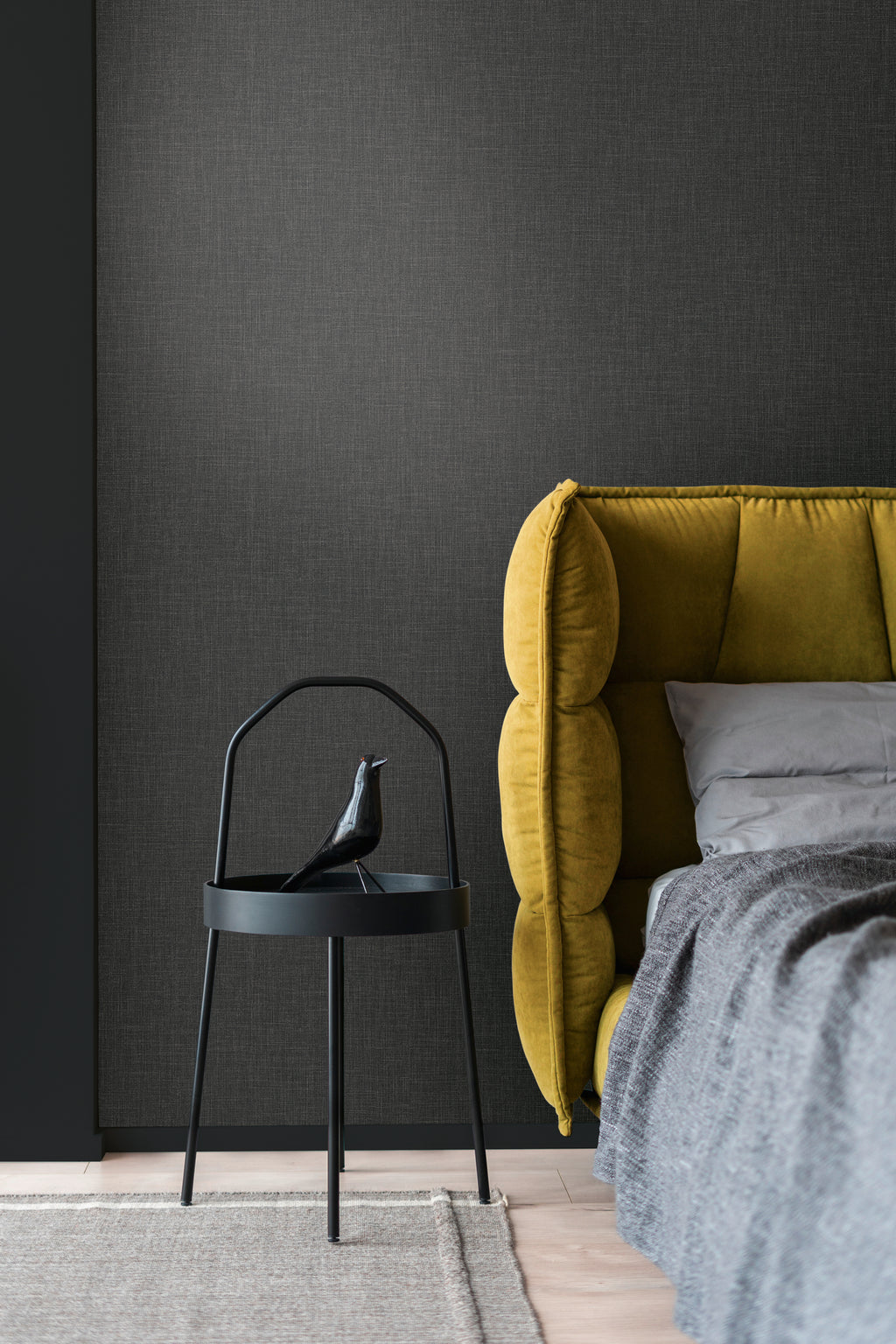 High-quality Non-woven Wallpaper Black Plain Wallpaper