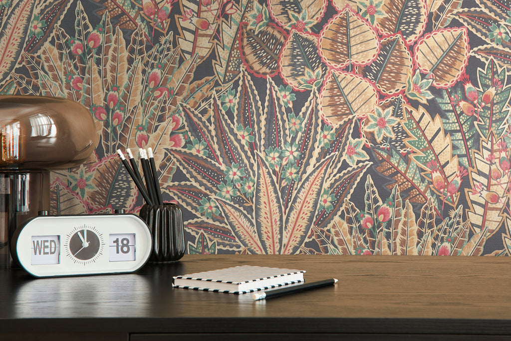 High-Quality Non-Woven Wallpaper Brown Floral