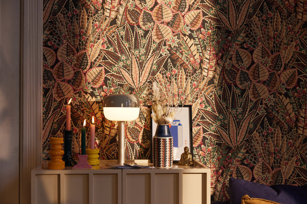 High-Quality Non-Woven Wallpaper Brown Floral