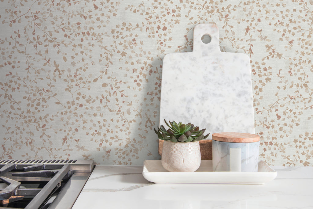 High-Quality Non-Woven Wallpaper Cream Floral