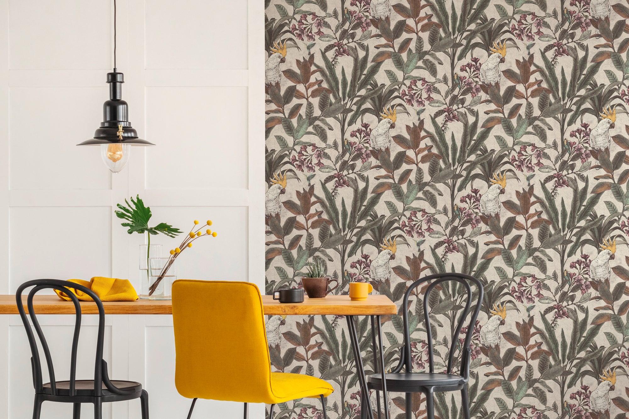 High-Quality Non-Woven Wallpaper Green Jungle