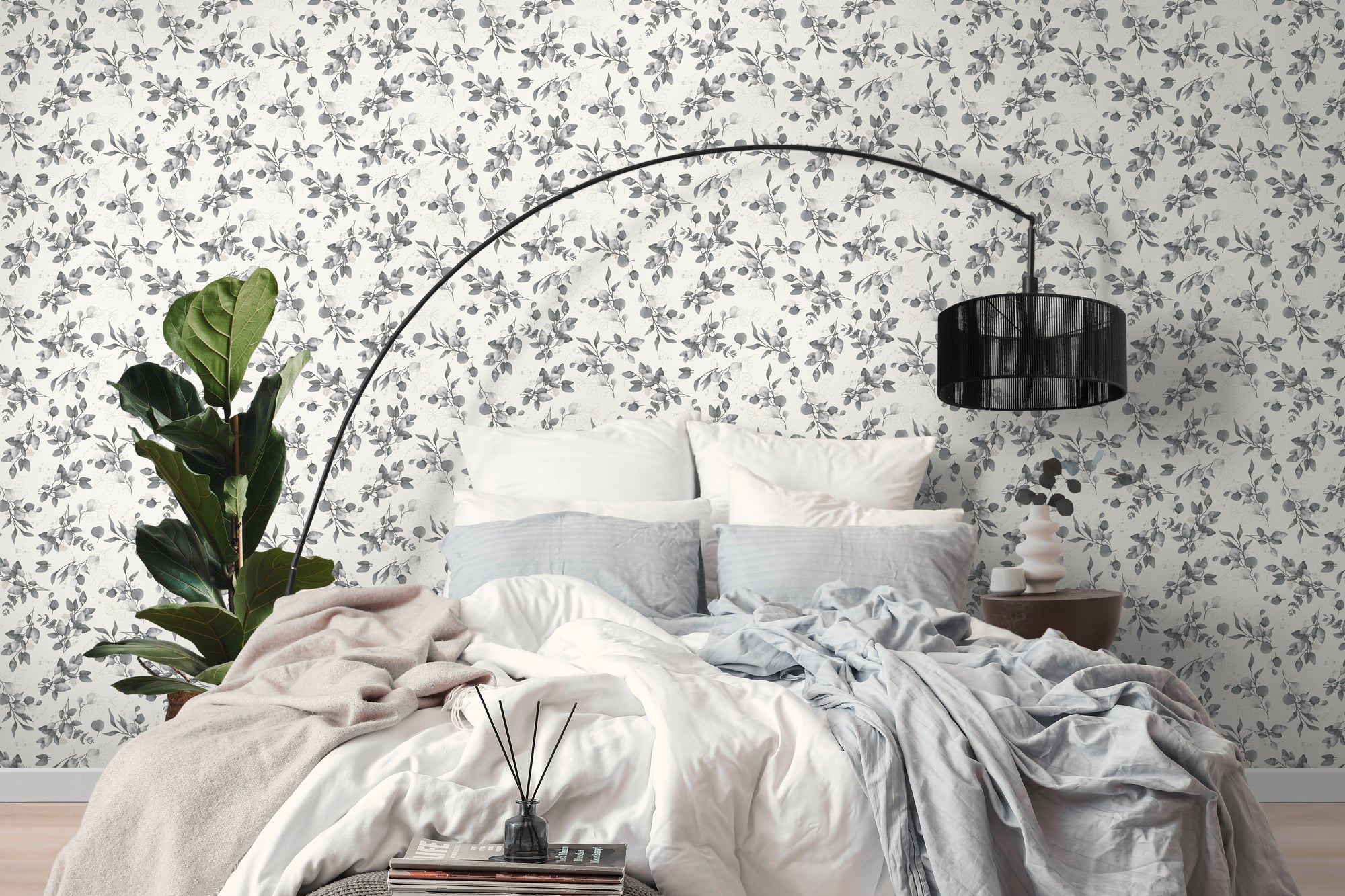 High-Quality Non-Woven Wallpaper White Floral