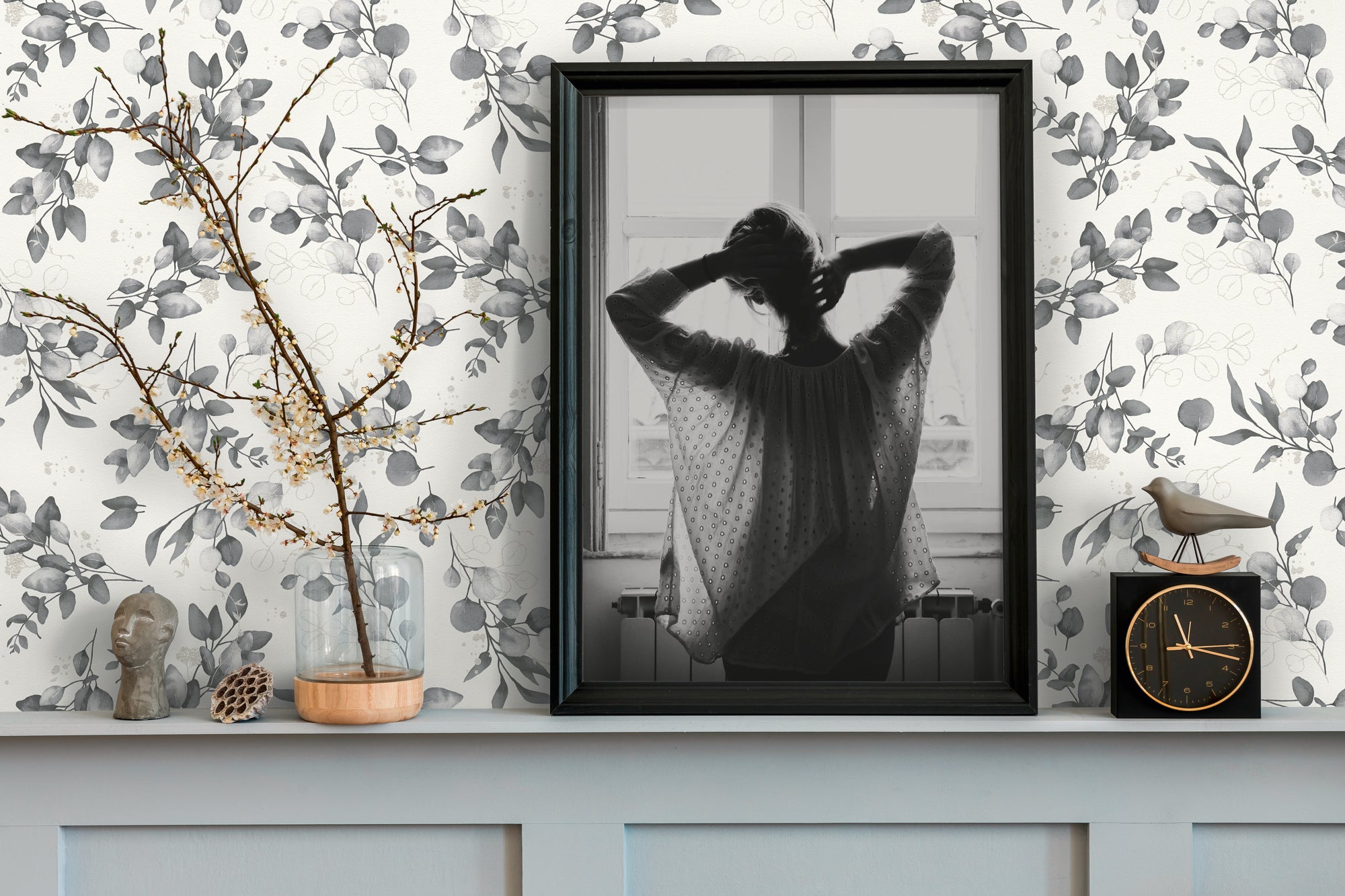 High-Quality Non-Woven Wallpaper White Floral