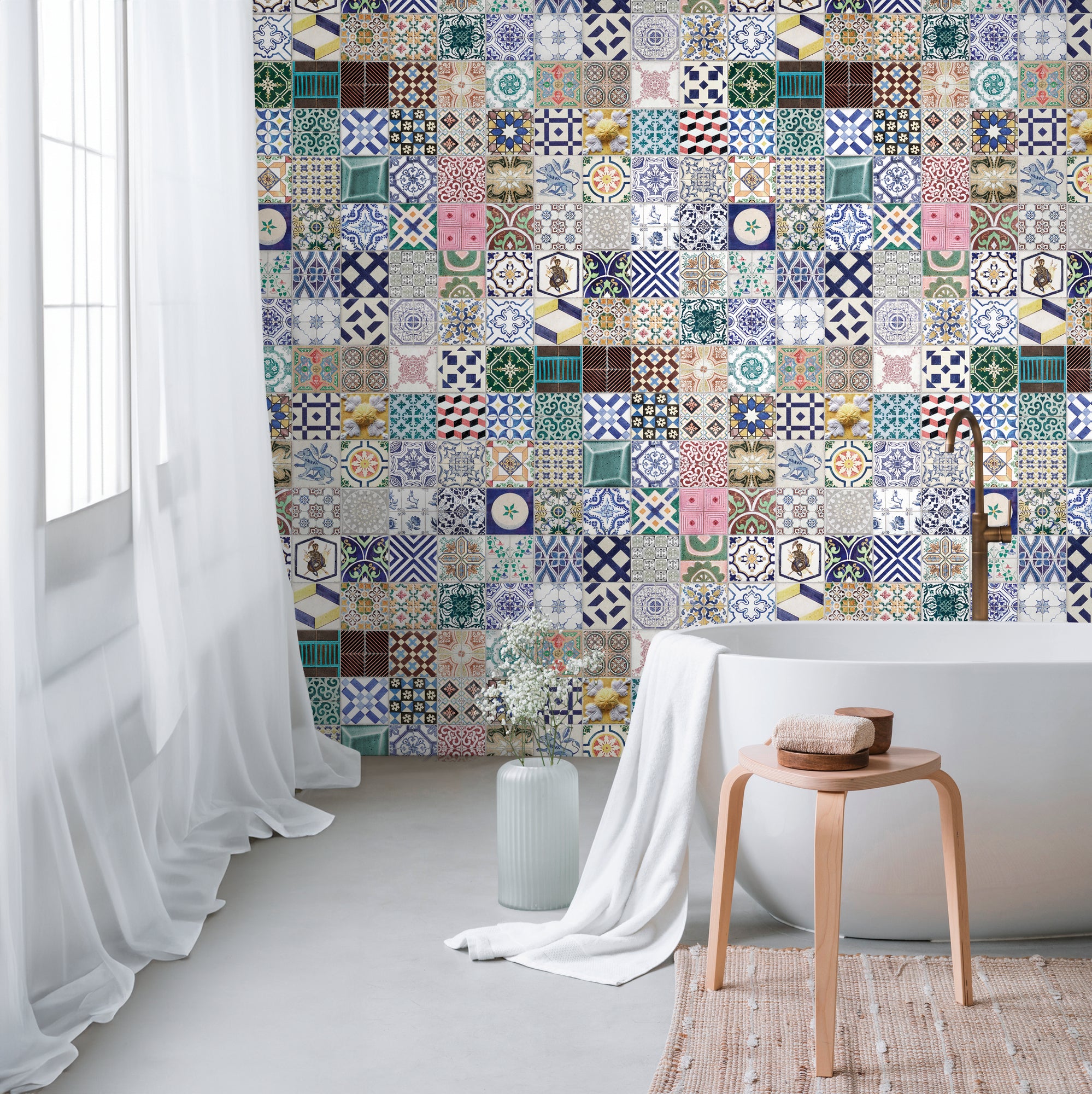 High-quality wallpaper from THE WALL III collection in a variety of colors 