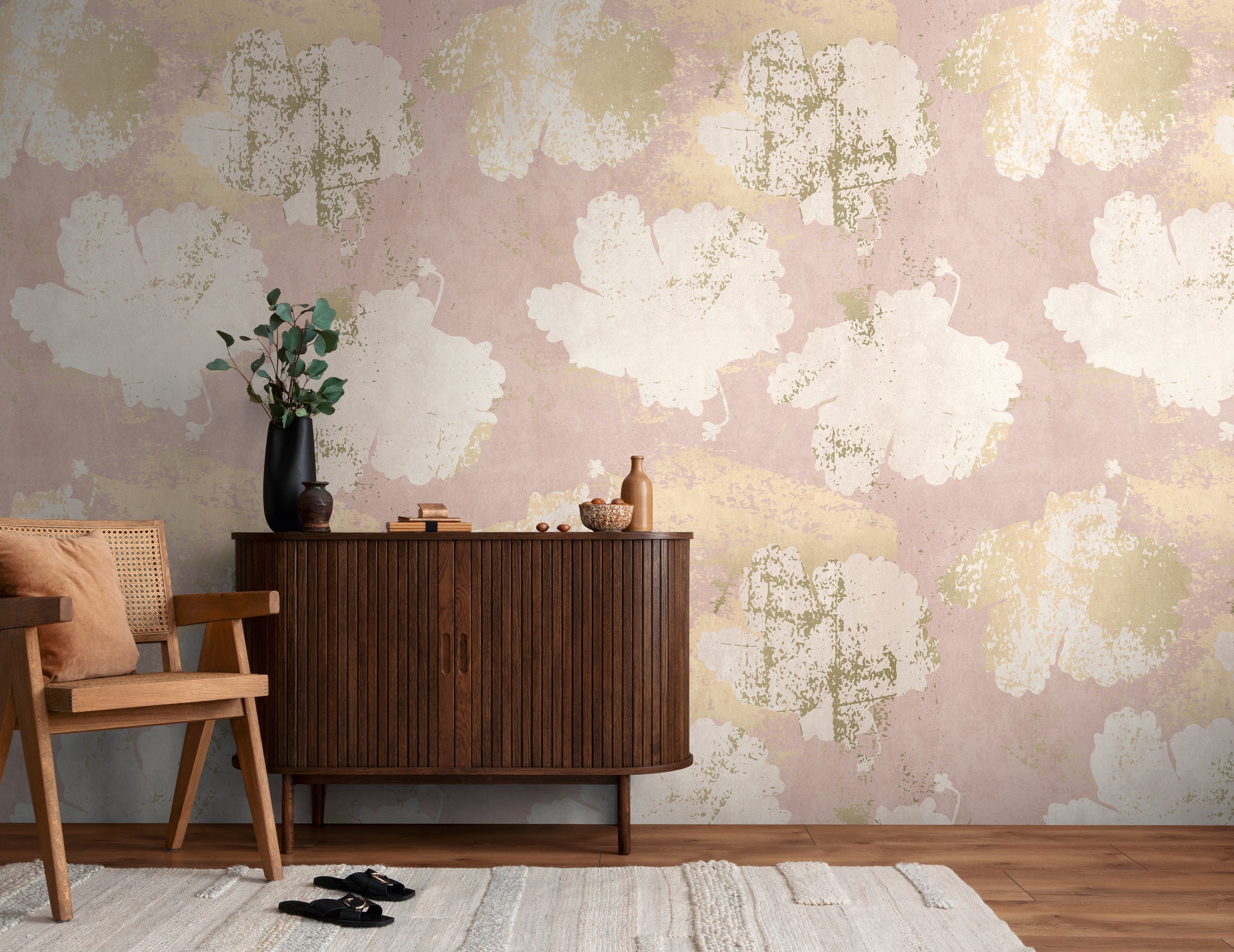 High-quality wallpaper from THE WALL III collection in pink 