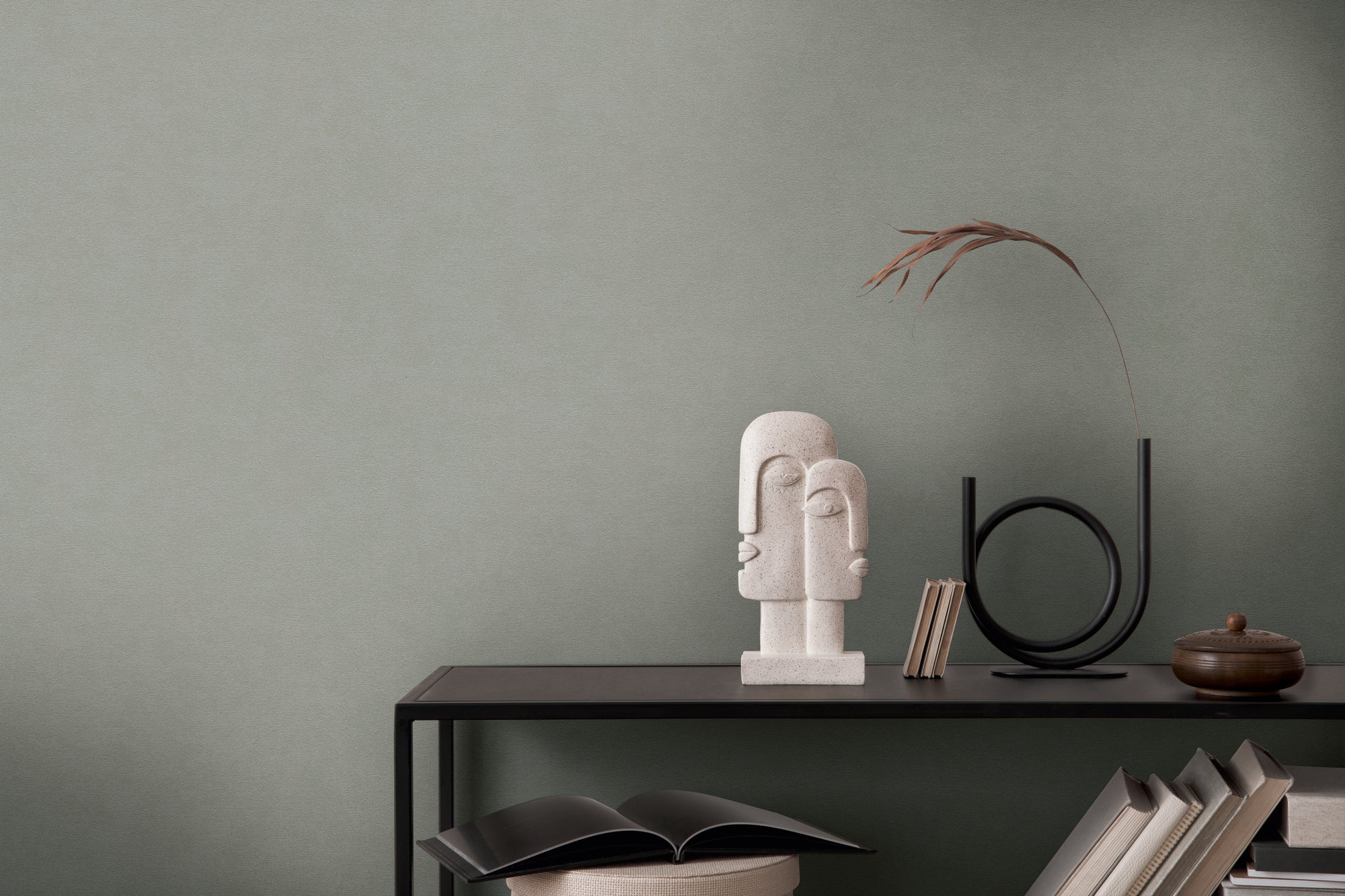 High-quality wallpaper from the French Affair collection in grey. 