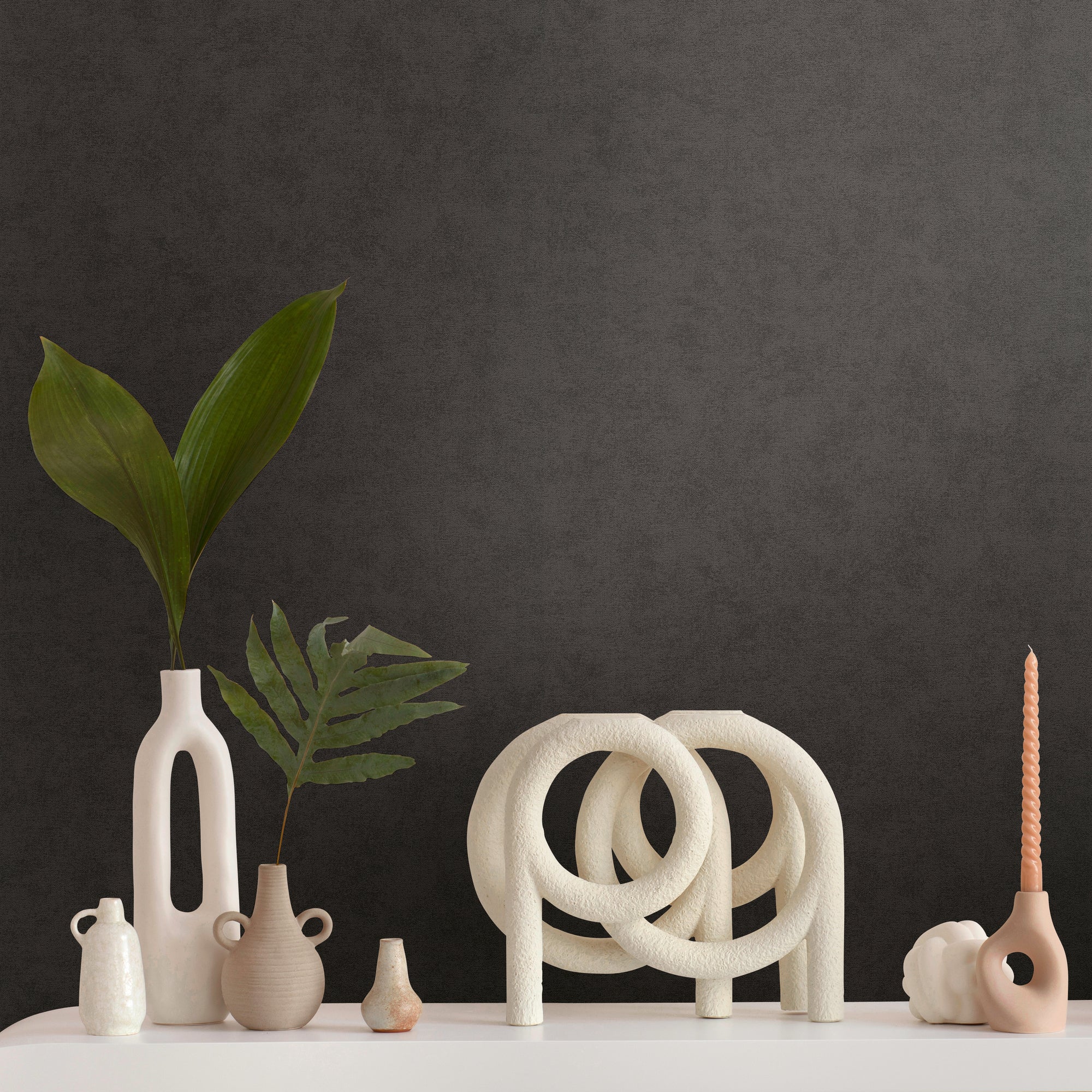 High-quality wallpaper from the French Affair collection in black 