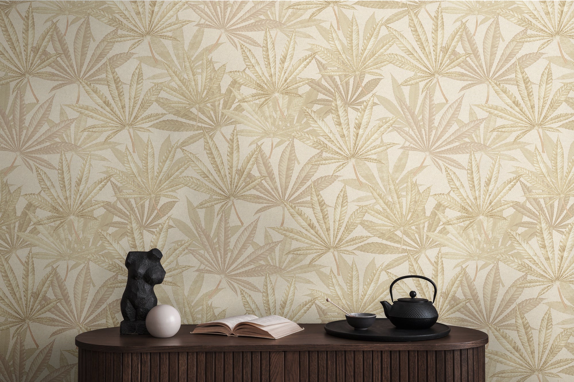 High-Quality Non-Woven Wallpaper Cream Floral