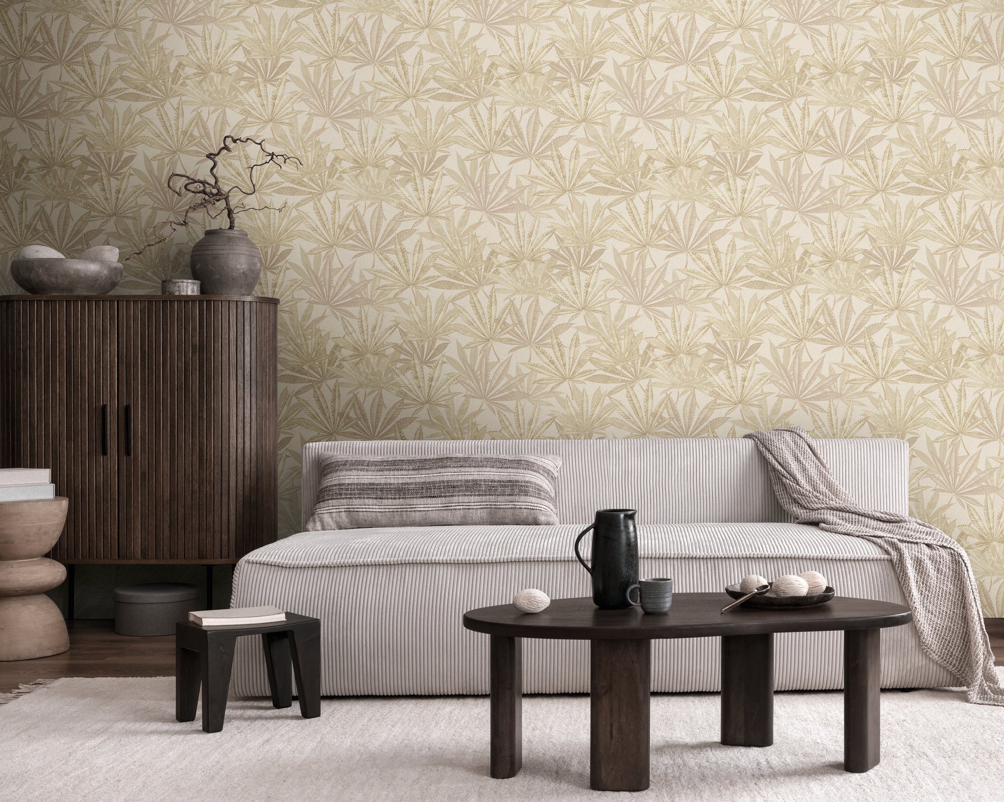 High-Quality Non-Woven Wallpaper Cream Floral