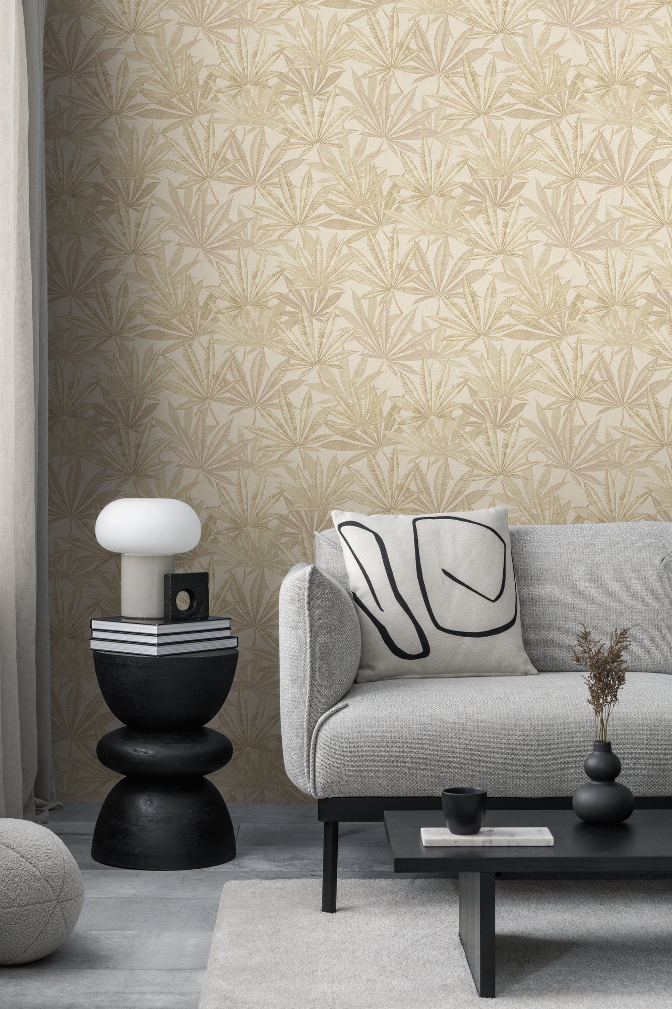 High-Quality Non-Woven Wallpaper Cream Floral