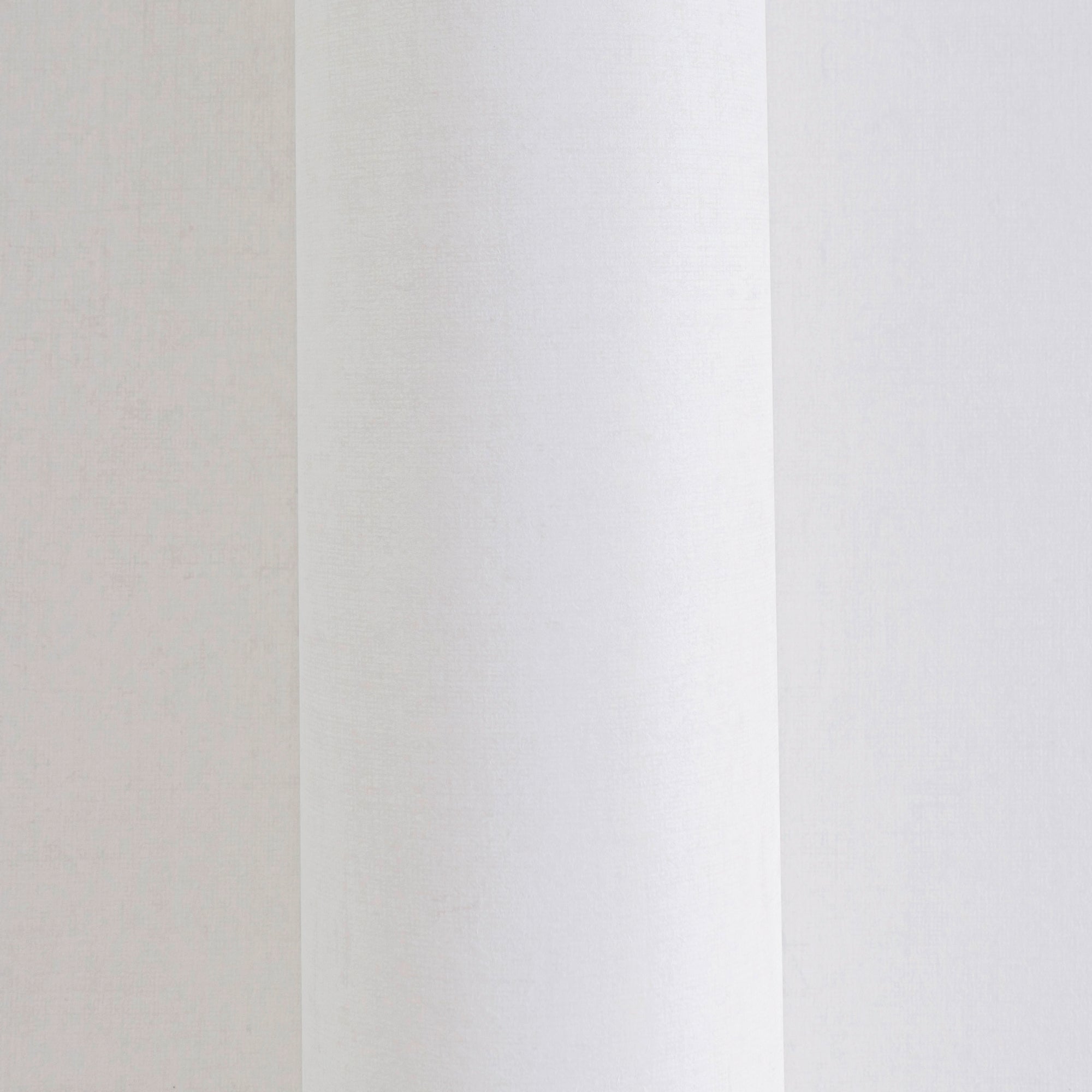 Hochwertige Tapete aus der Kollektion Lilly & Luis   in Creme