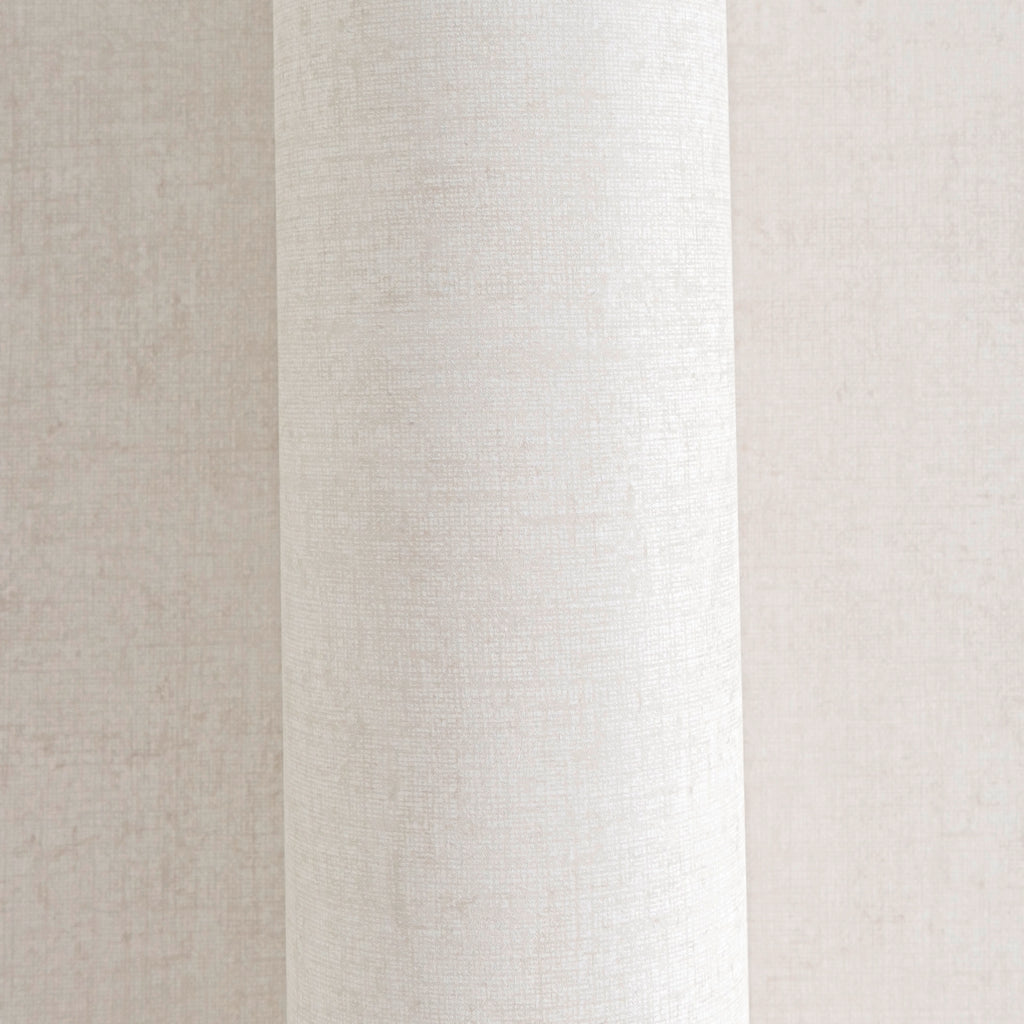 High-quality wallpaper from the Lilly & Luis collection in beige 