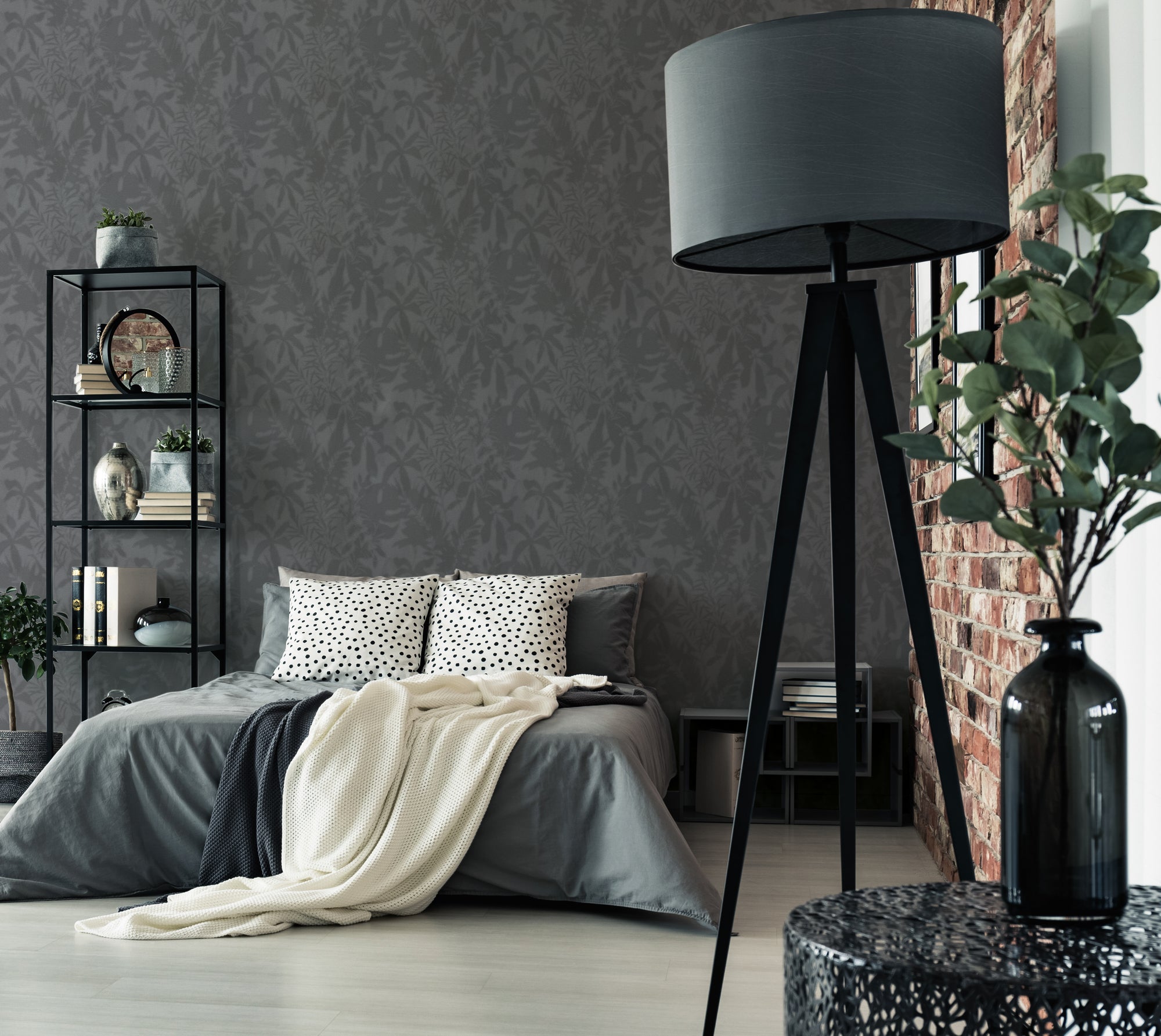 High-quality wallpaper from the Daniel Hechter 7 collection in grey. 