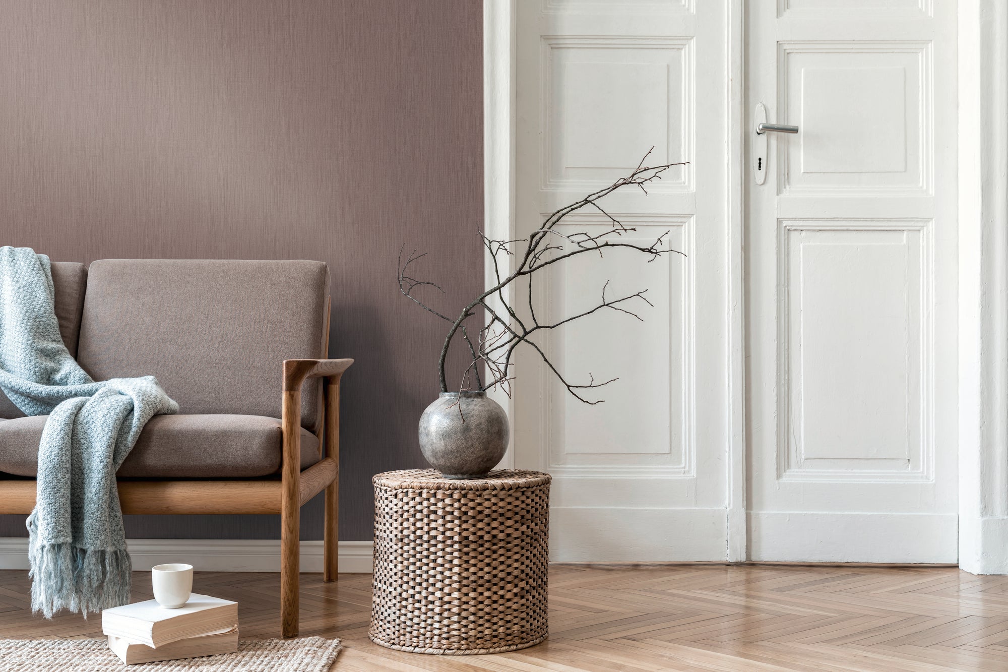 High-quality wallpaper from the Daniel Hechter 7 collection in brown. 