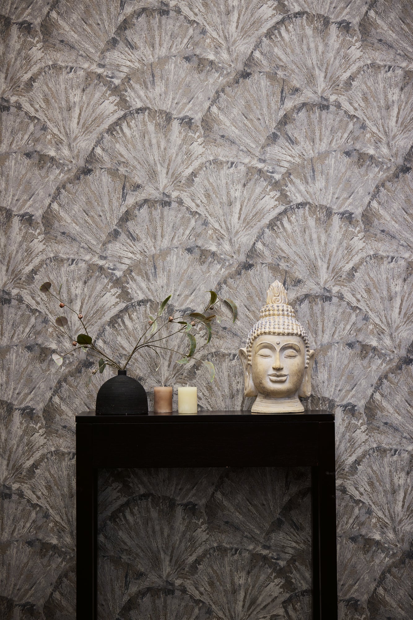 High-Quality Non-Woven Wallpaper Beige Graphic