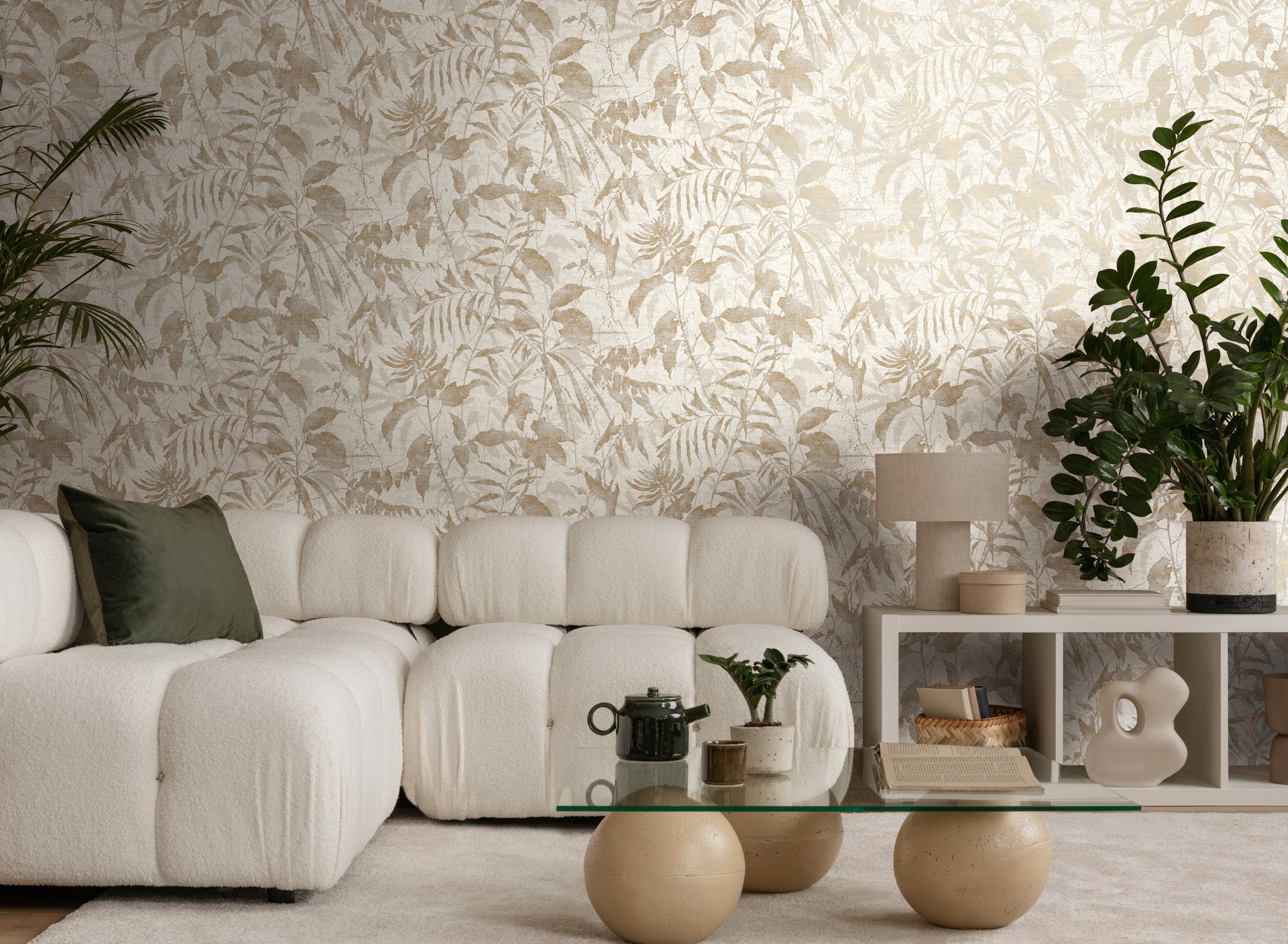 High-Quality Non-Woven Wallpaper Cream Floral