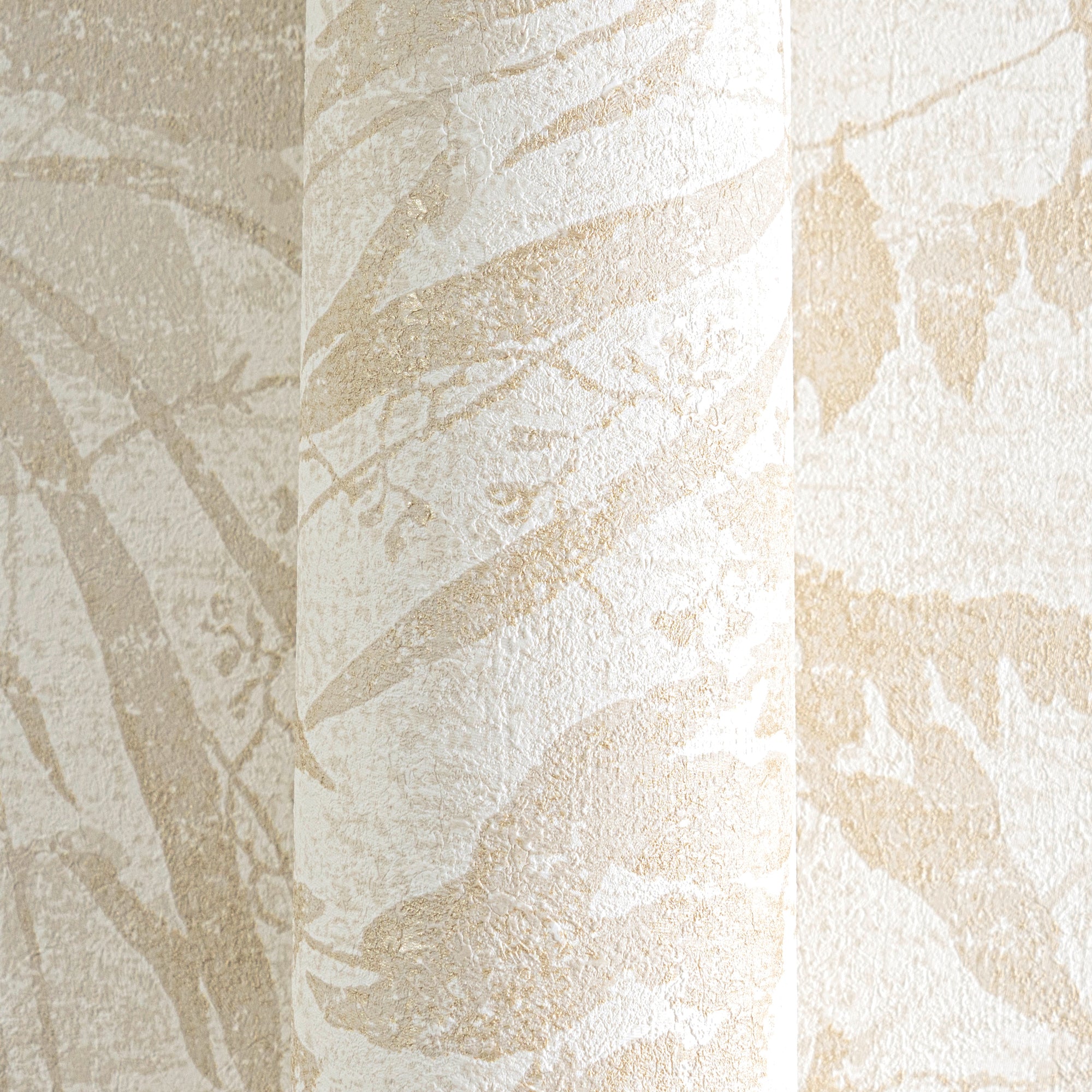 High-Quality Non-Woven Wallpaper Cream Floral