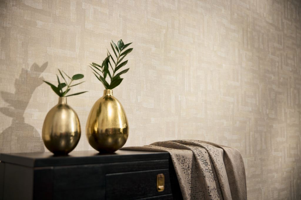 High-Quality Non-Woven Wallpaper Beige Graphic