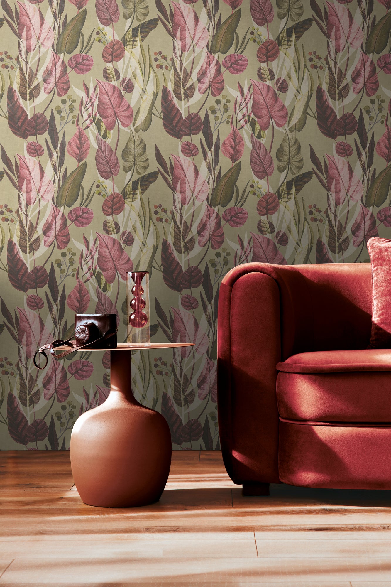 High-quality wallpaper from the Anna D'Andrea collection in green 