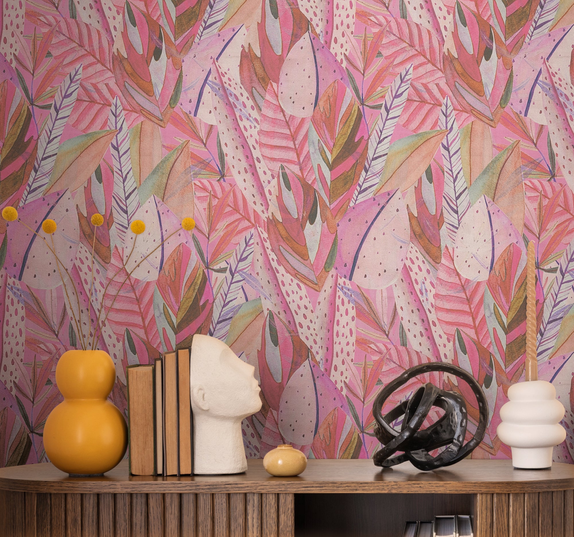 High-quality wallpaper from the Anna D'Andrea collection in pink 