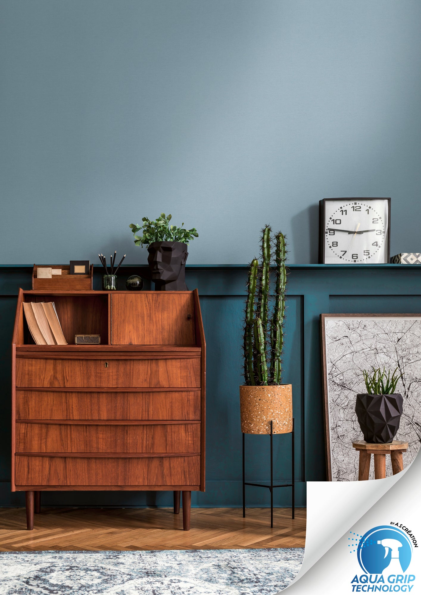 High-quality wallpaper from the WOW collection in blue 