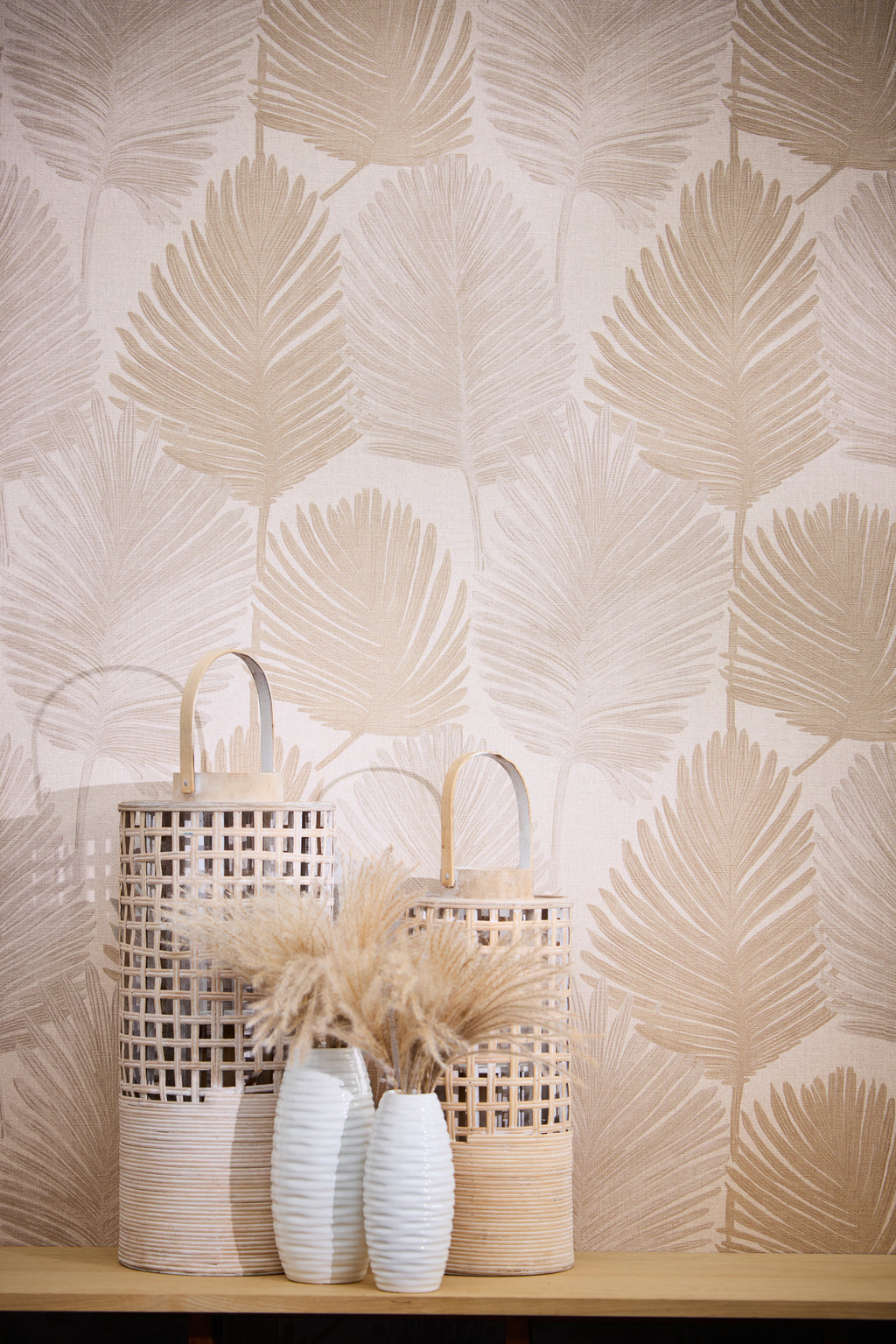 High-Quality Non-Woven Wallpaper Cream Floral
